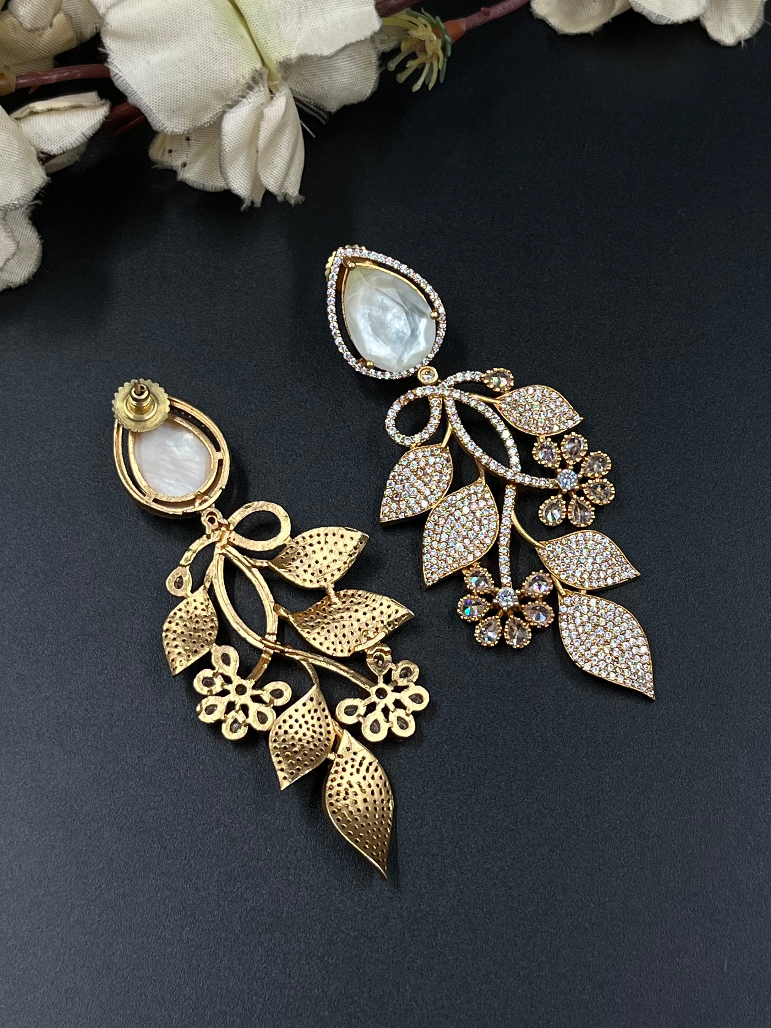 NOORAIN EARINGS