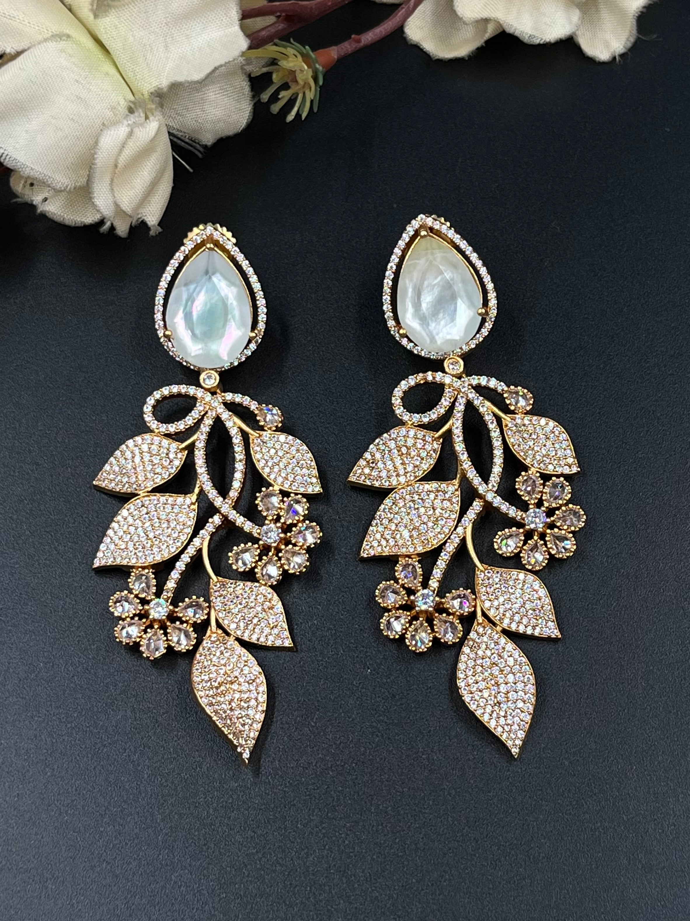 NOORAIN EARINGS