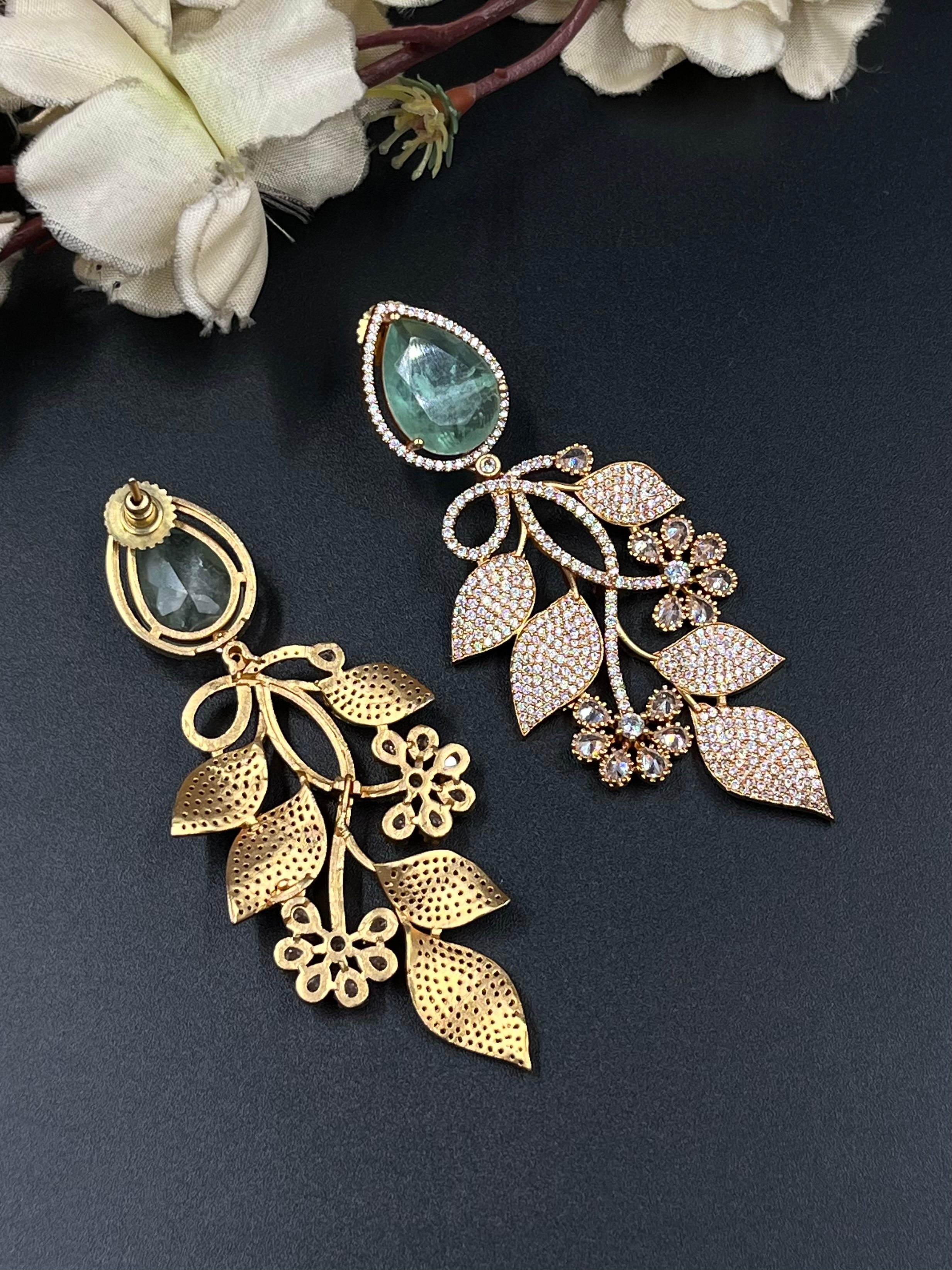 NOORAIN EARINGS