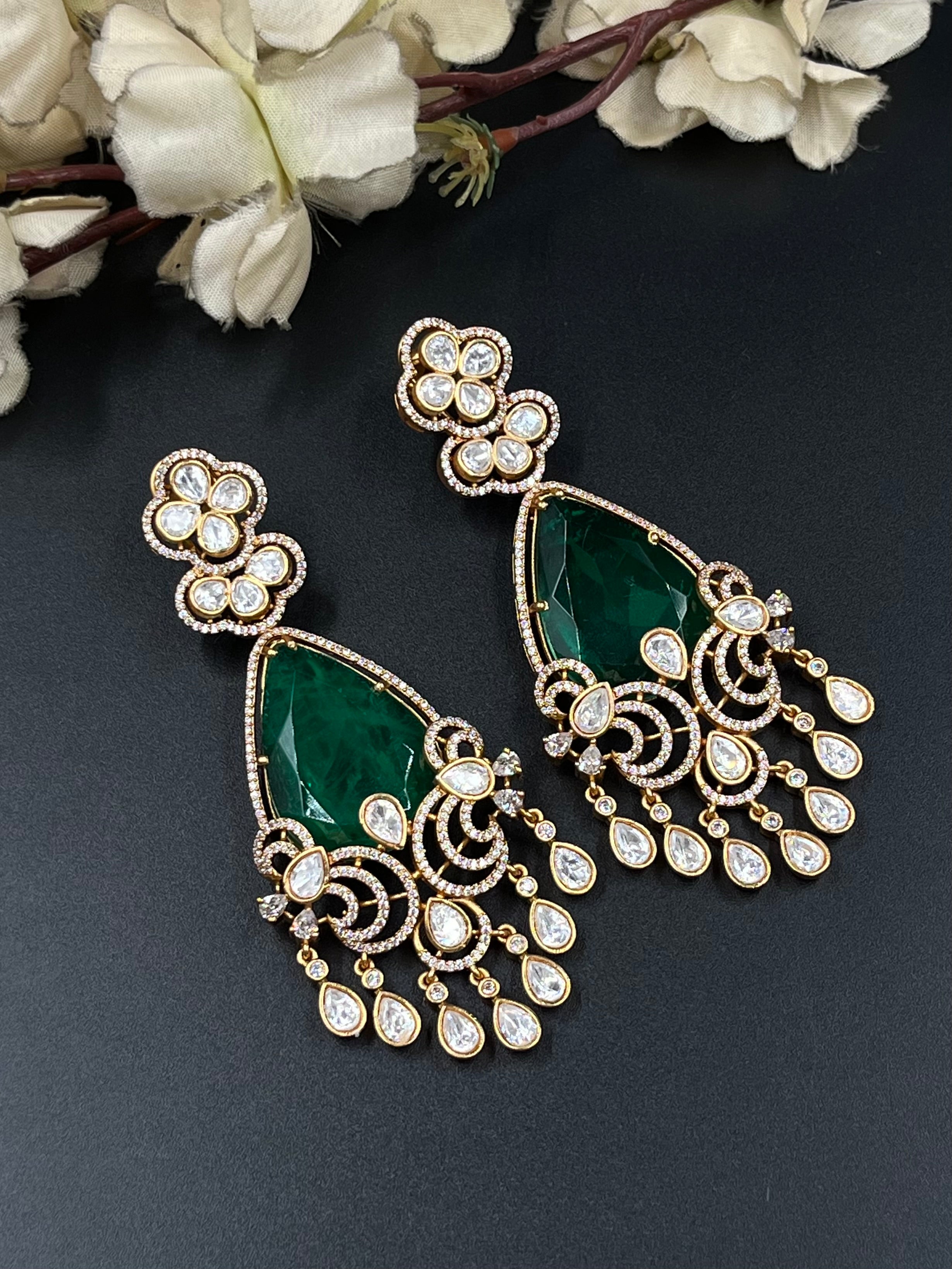 AMIRA EARRINGS