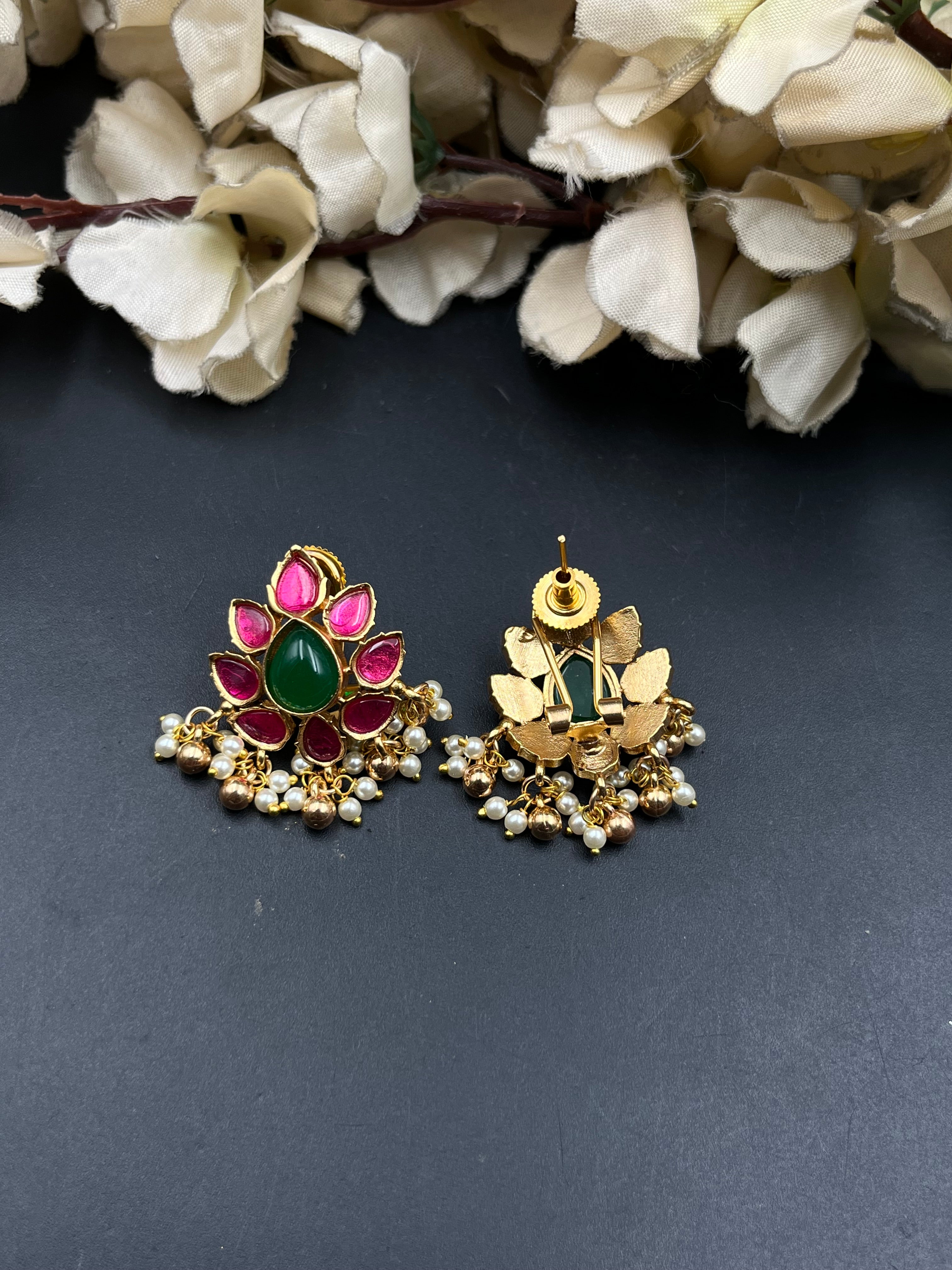 MERU NECKLACE