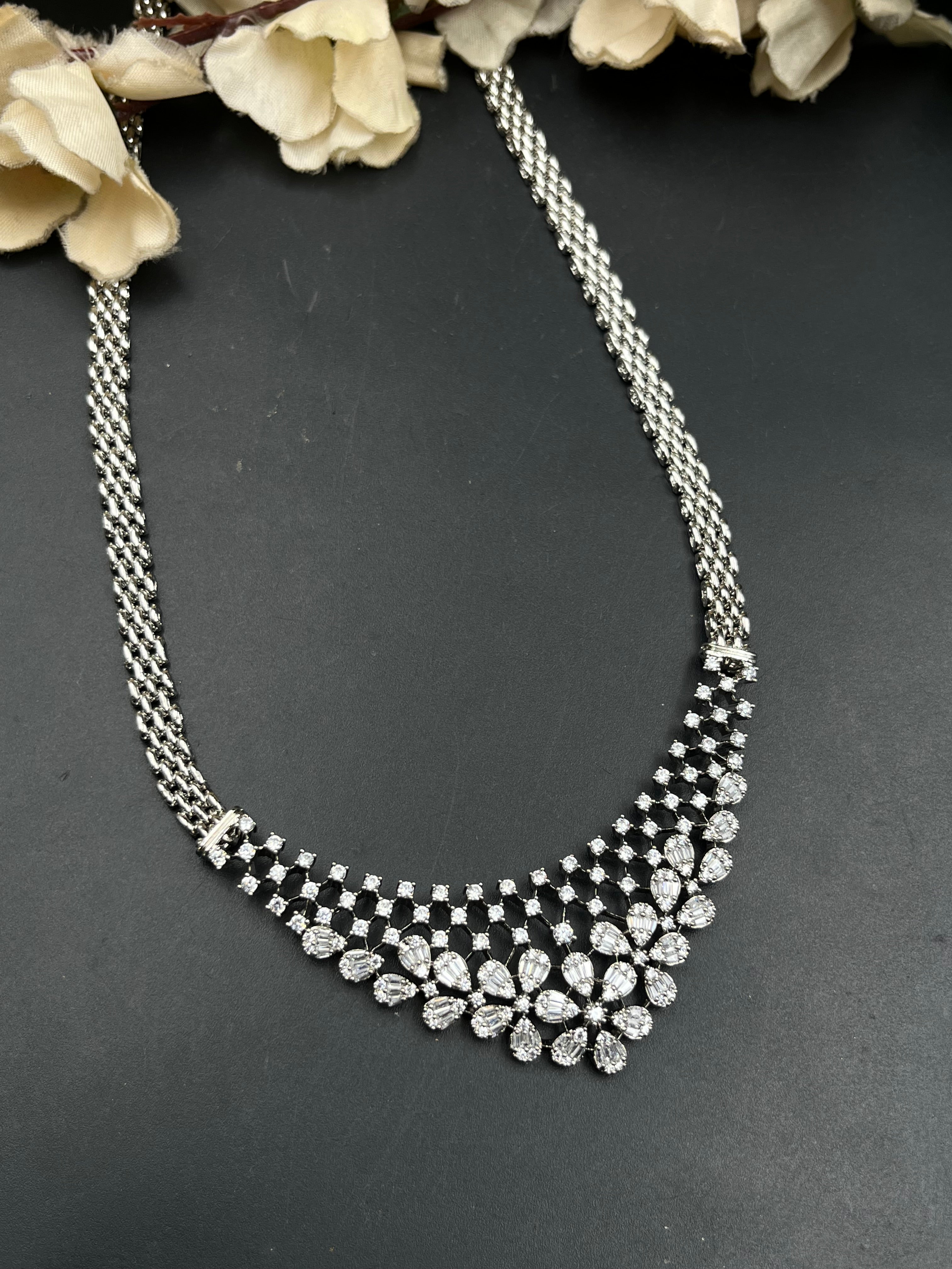jannatin necklace