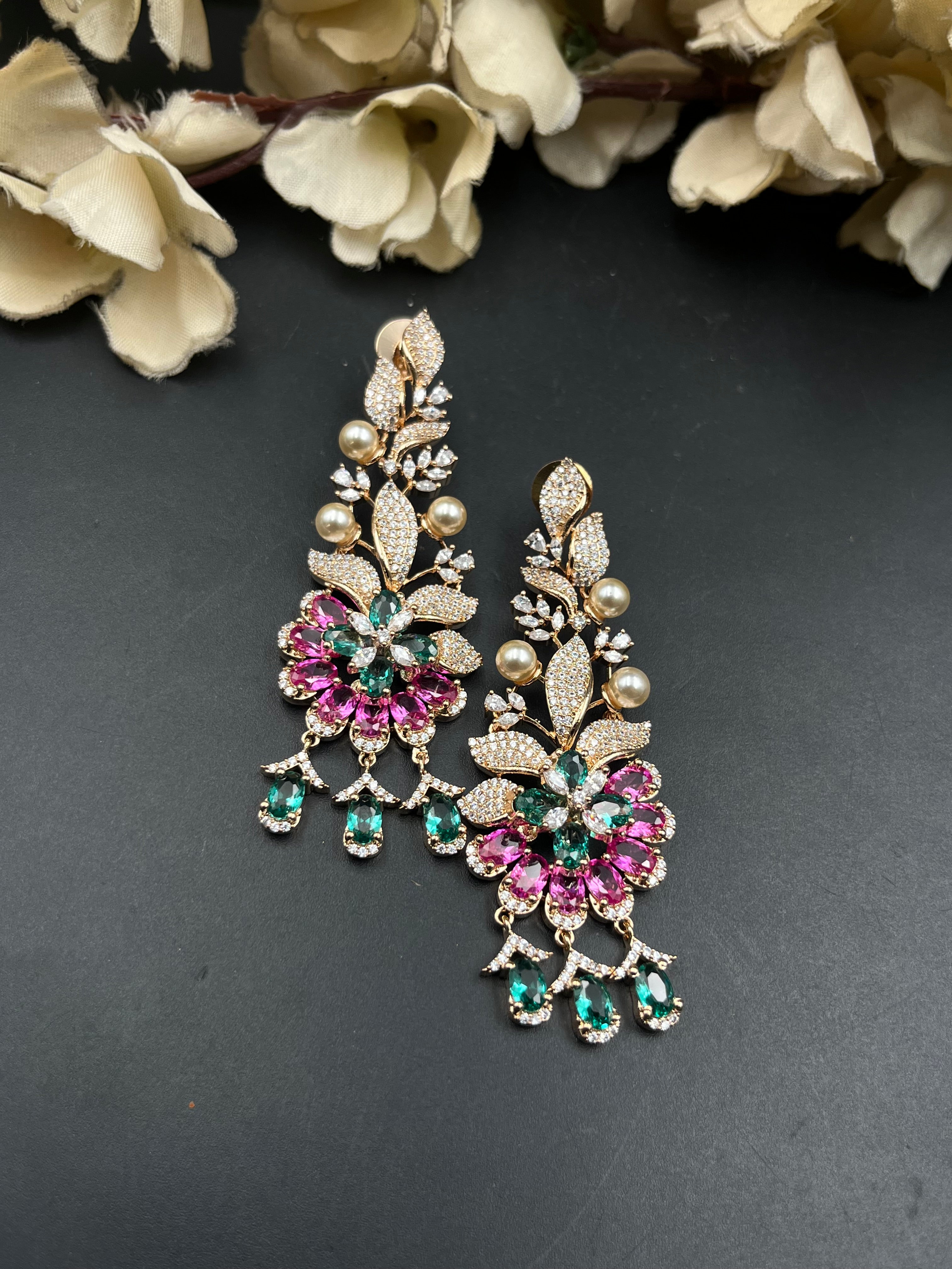 FIYA  EARRING