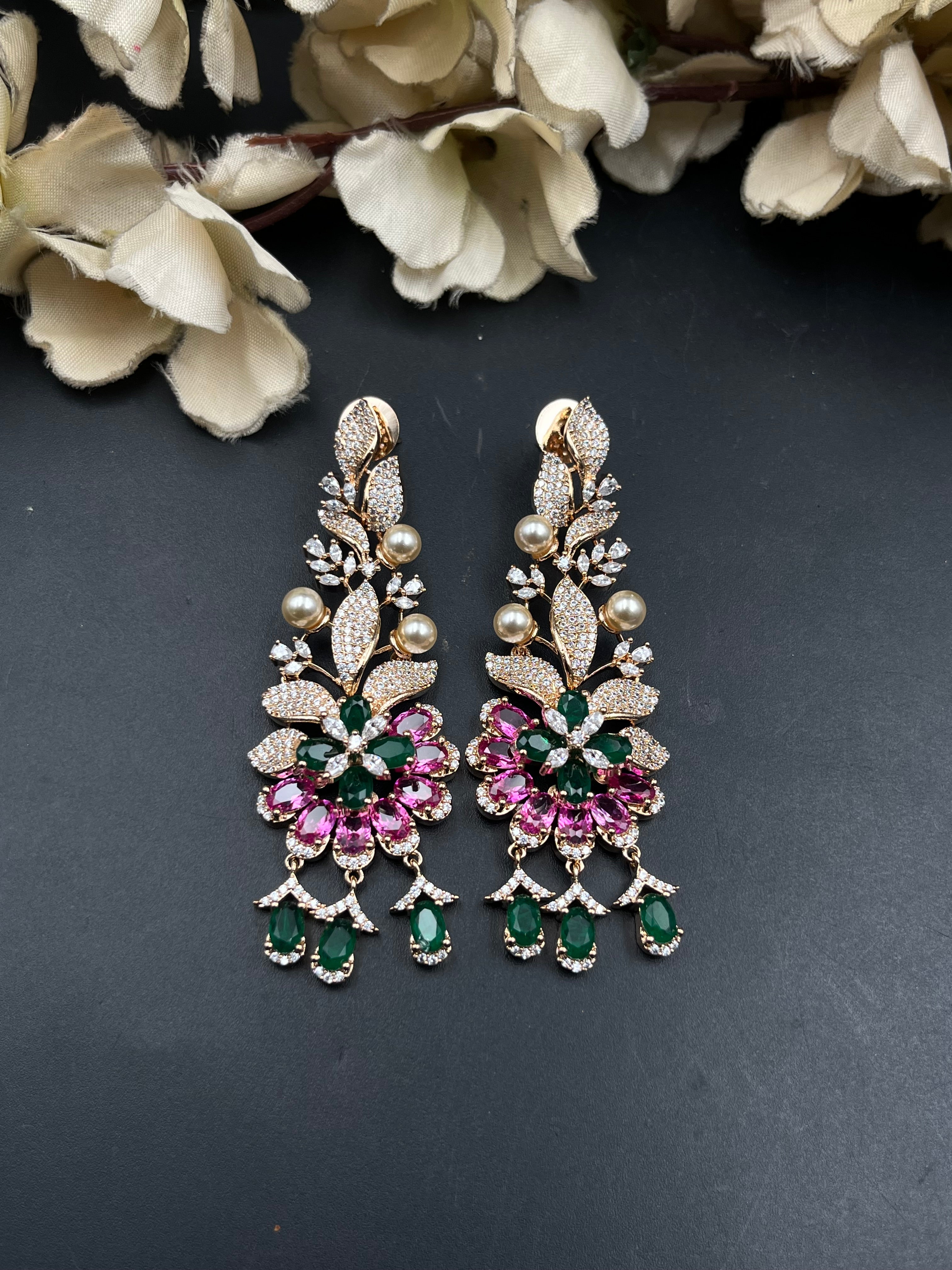 FIYA  EARRING