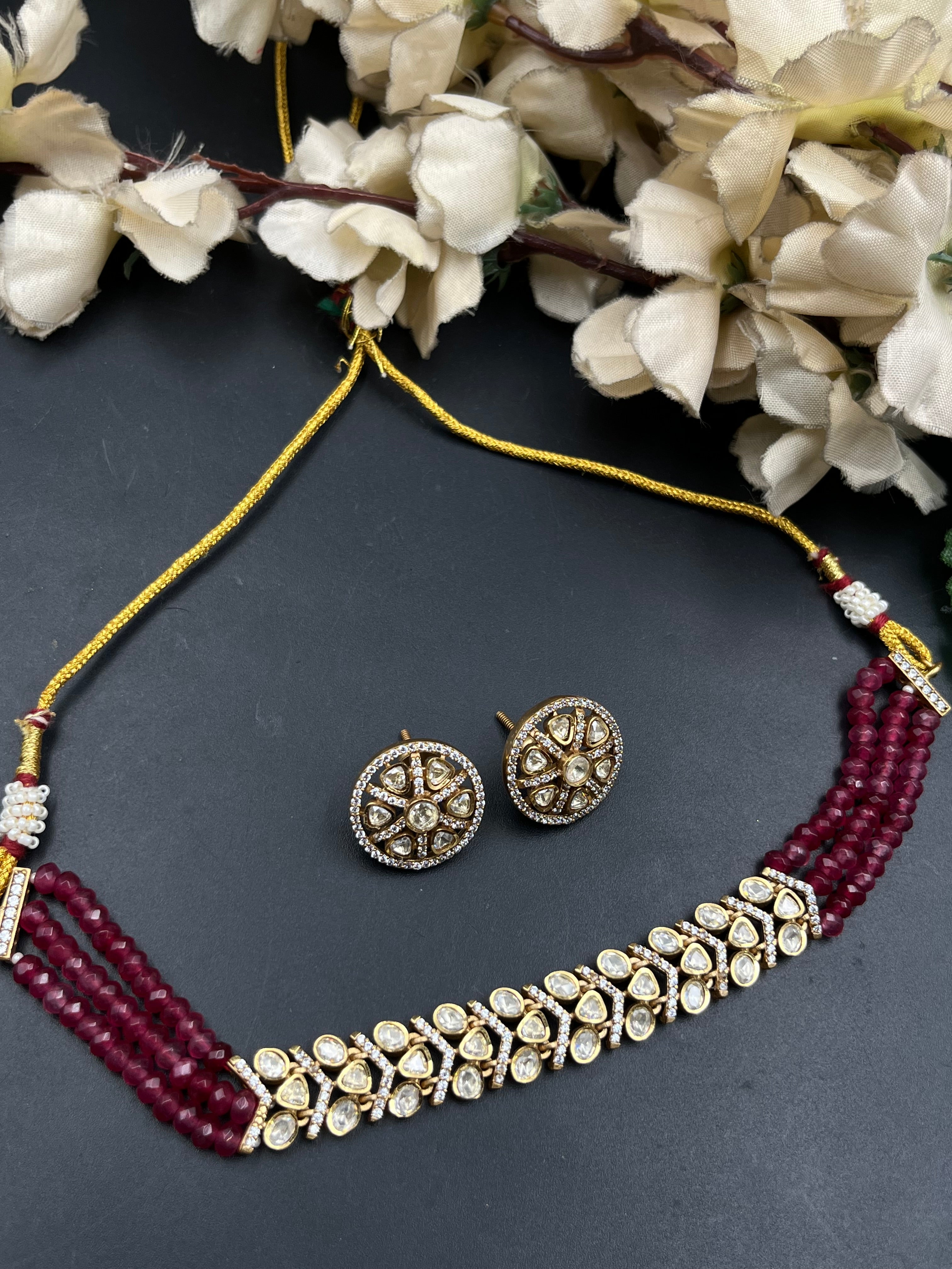 TINA NECKLACE