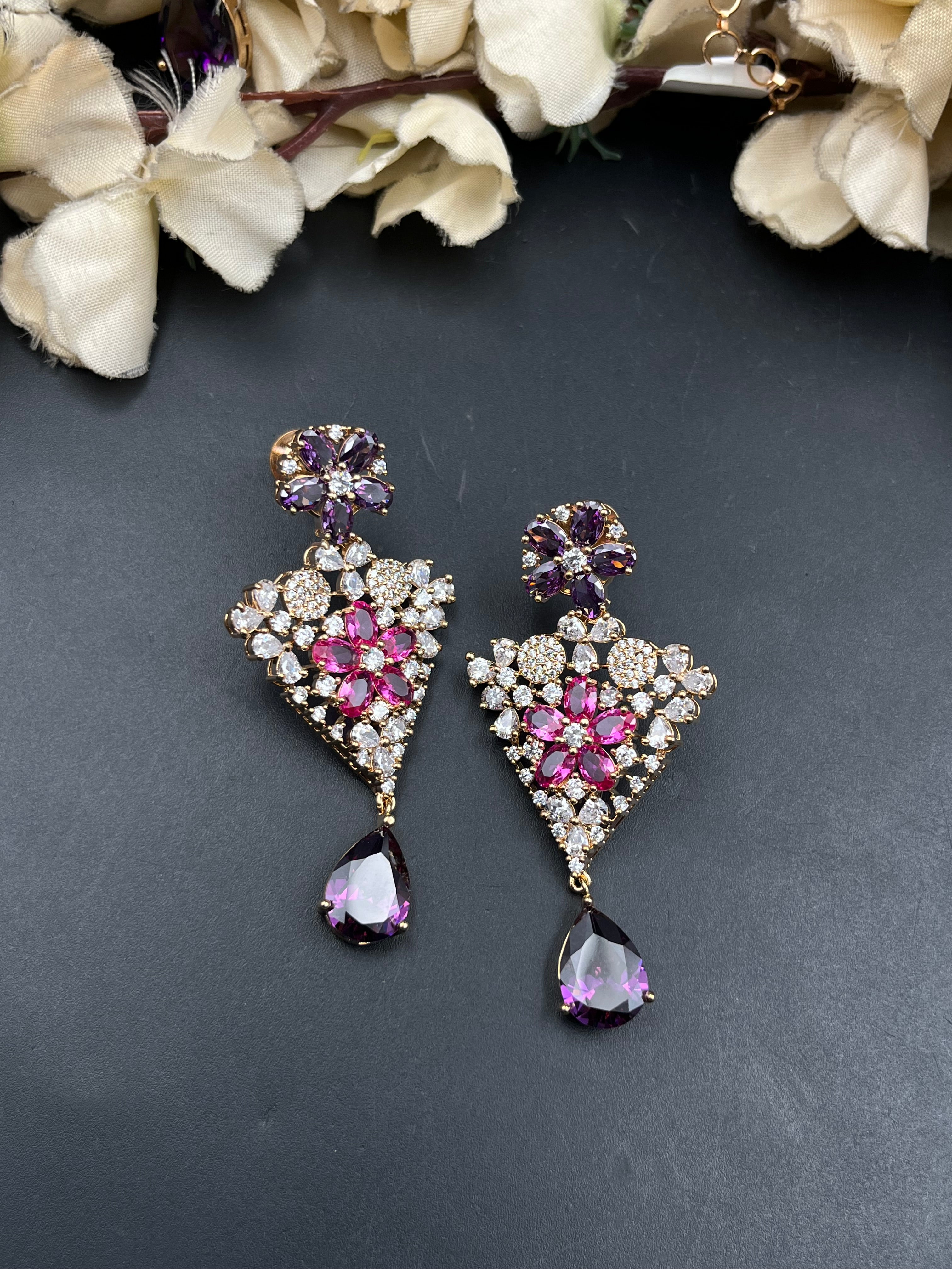 SIMALA NECKLACE
