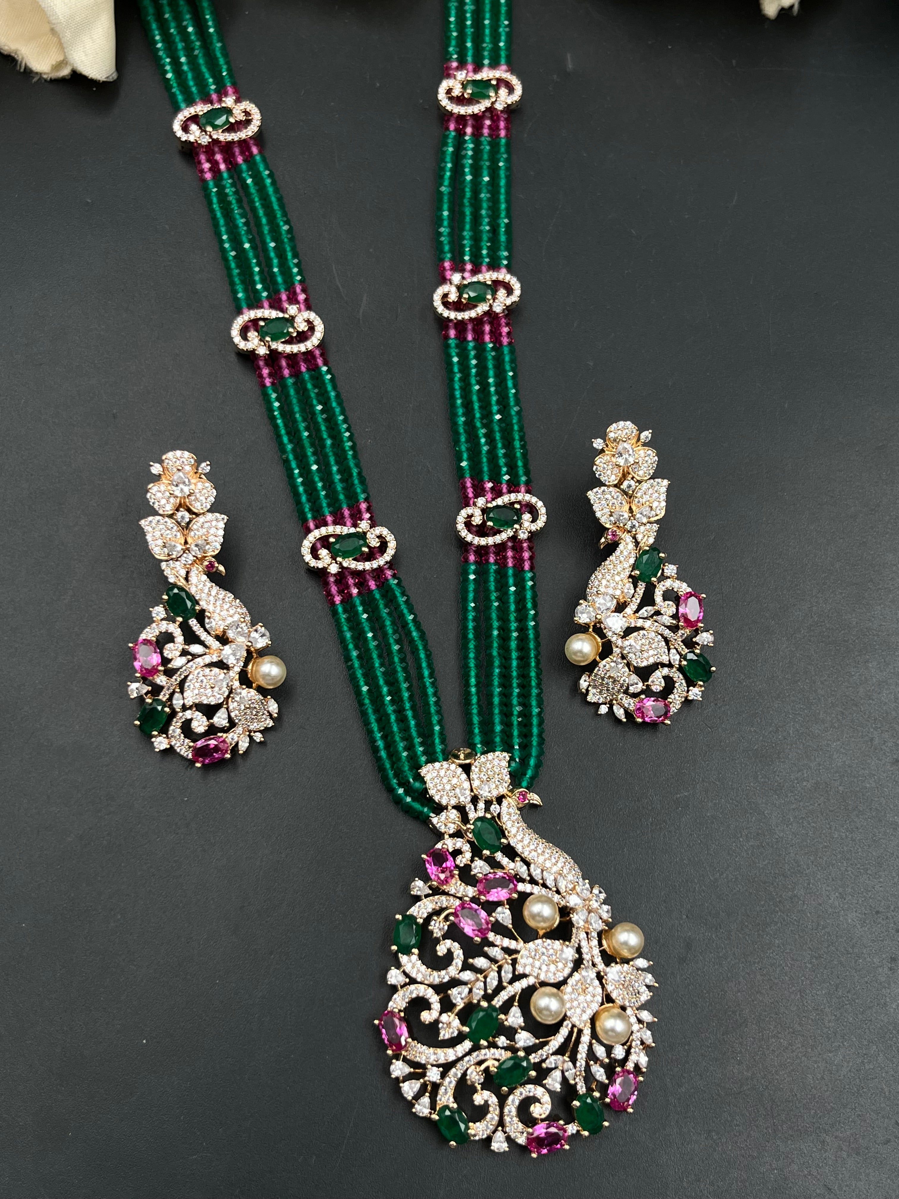 BAWNA NECKLACE