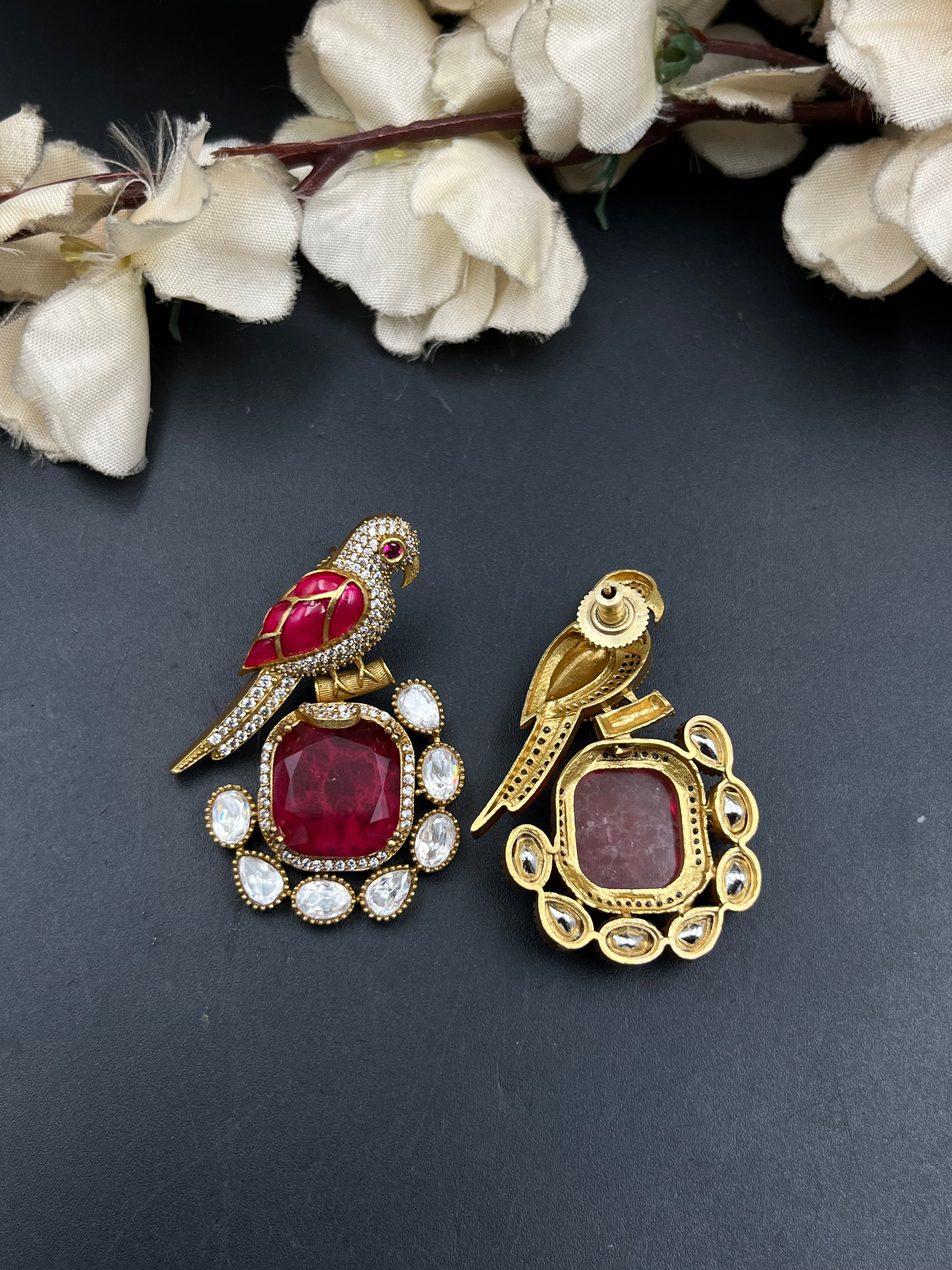 DIPIKA EARRING