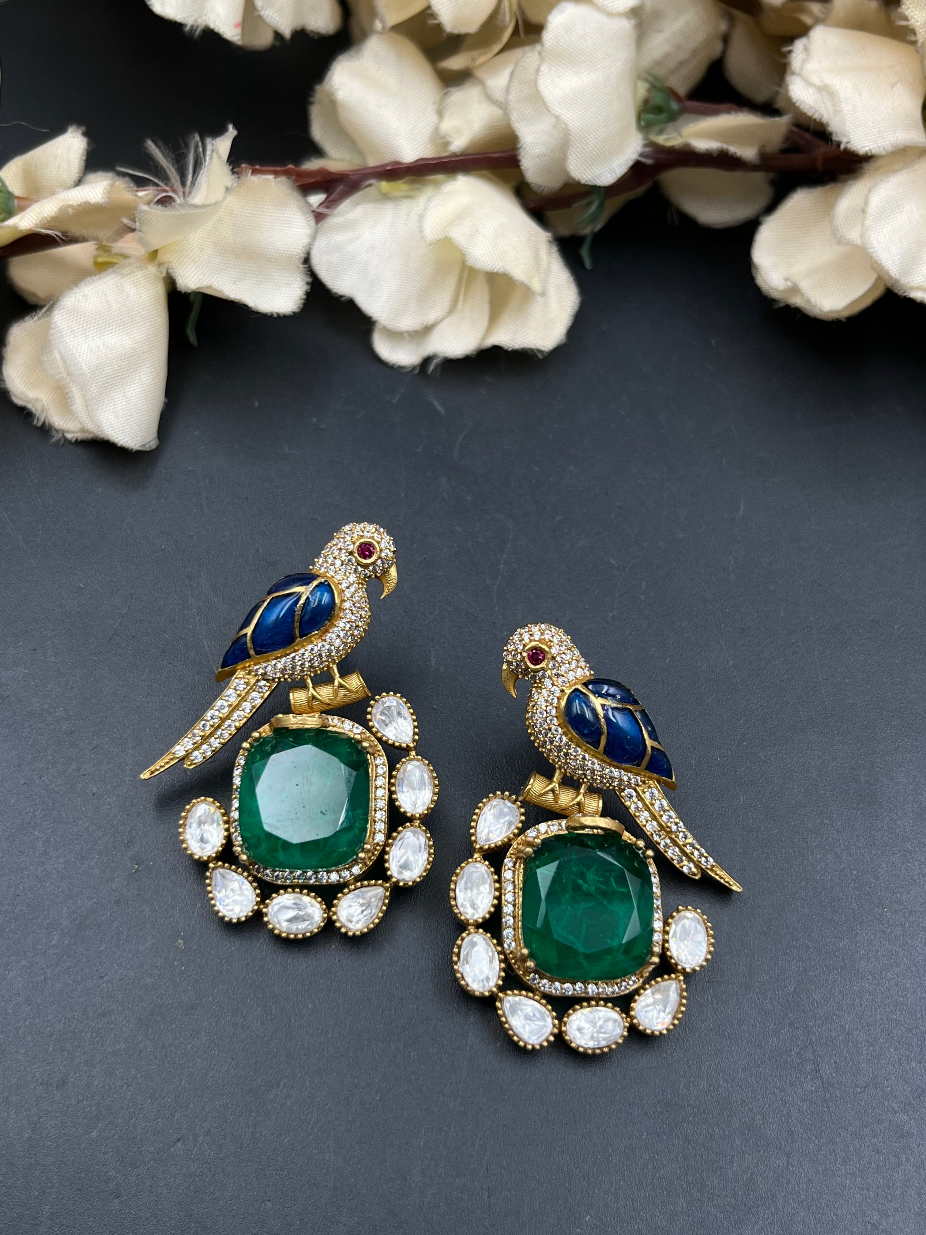 DIPIKA EARRING