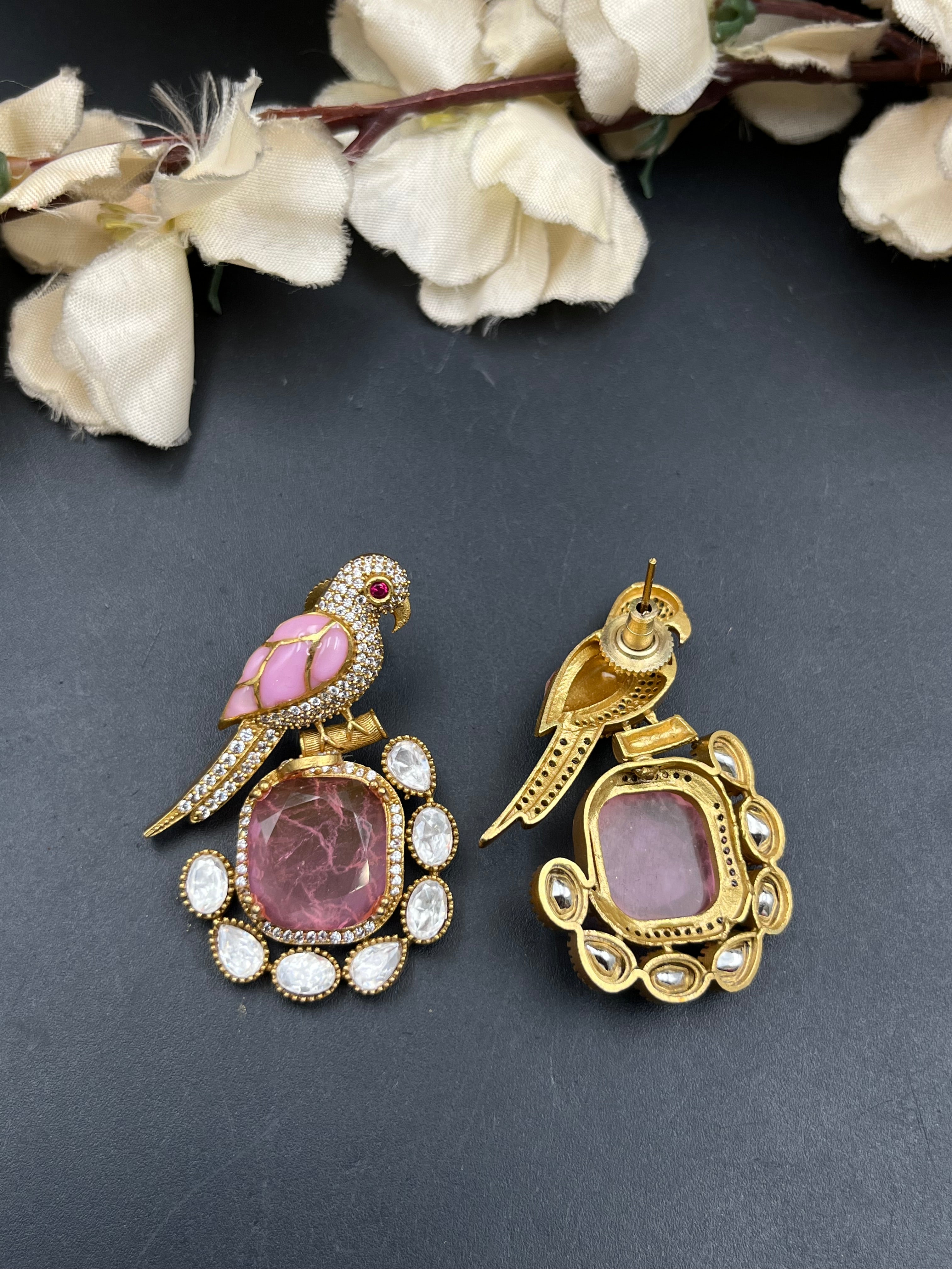 DIPIKA EARRING