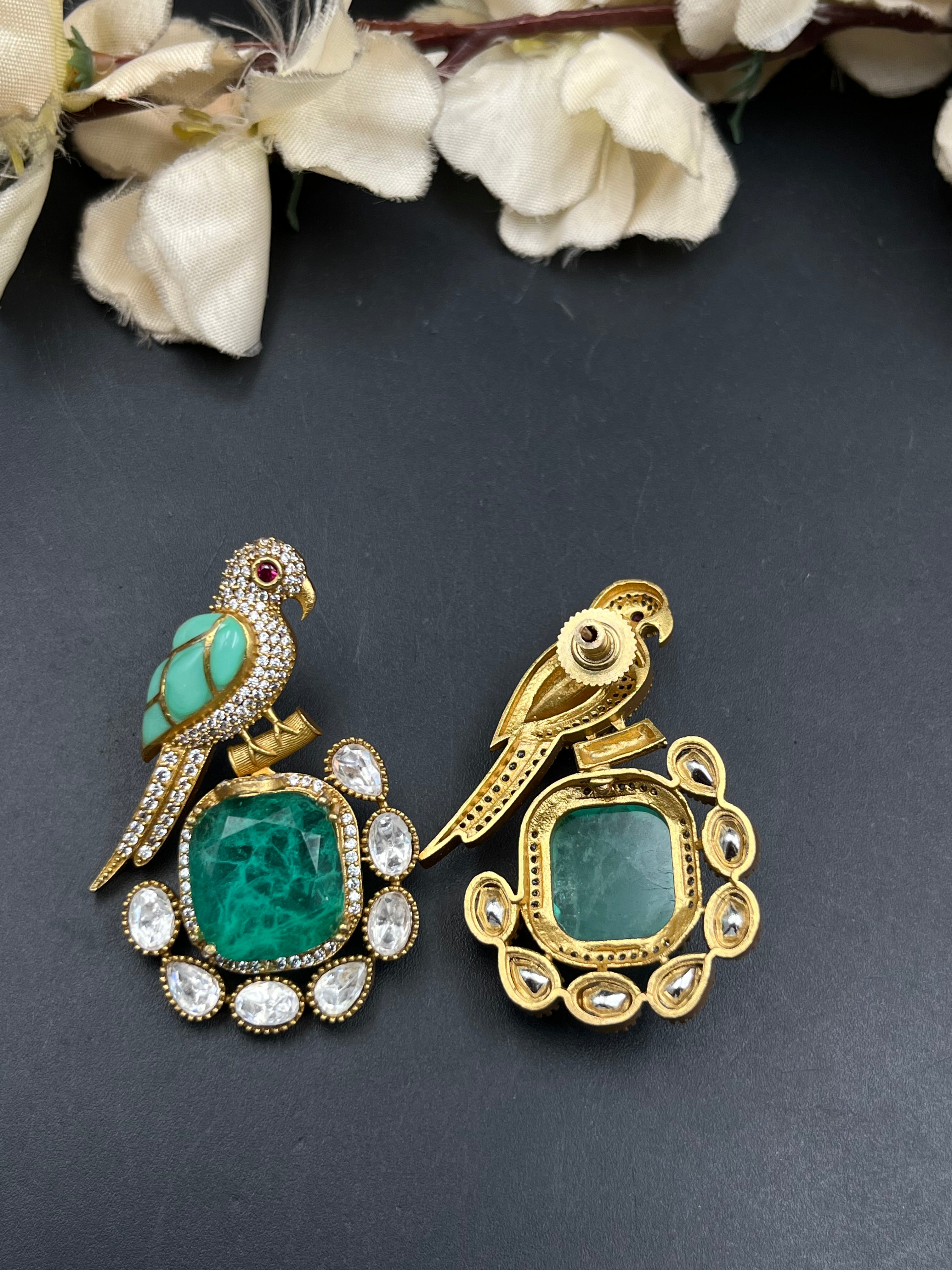 DIPIKA EARRING