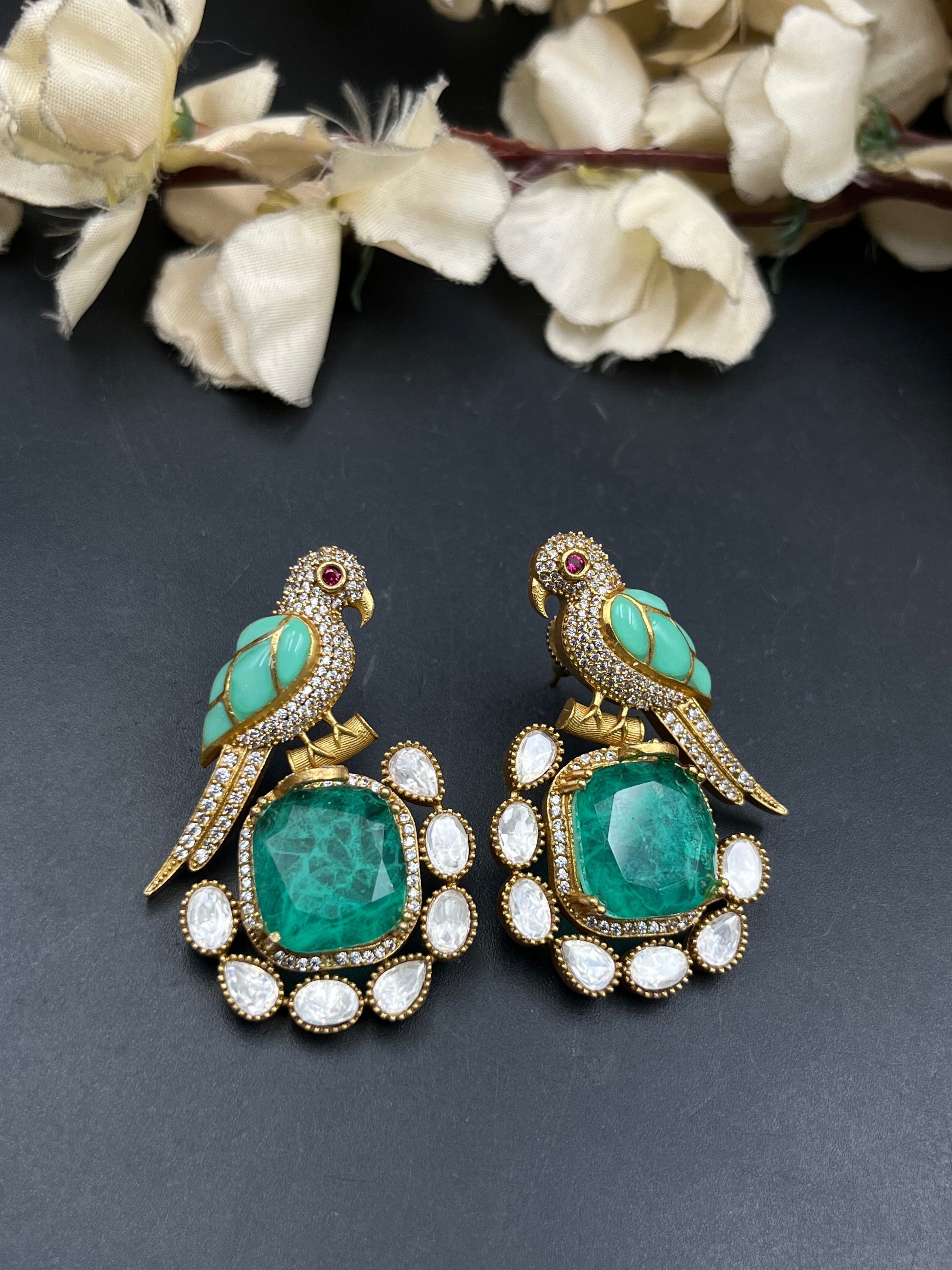 DIPIKA EARRING