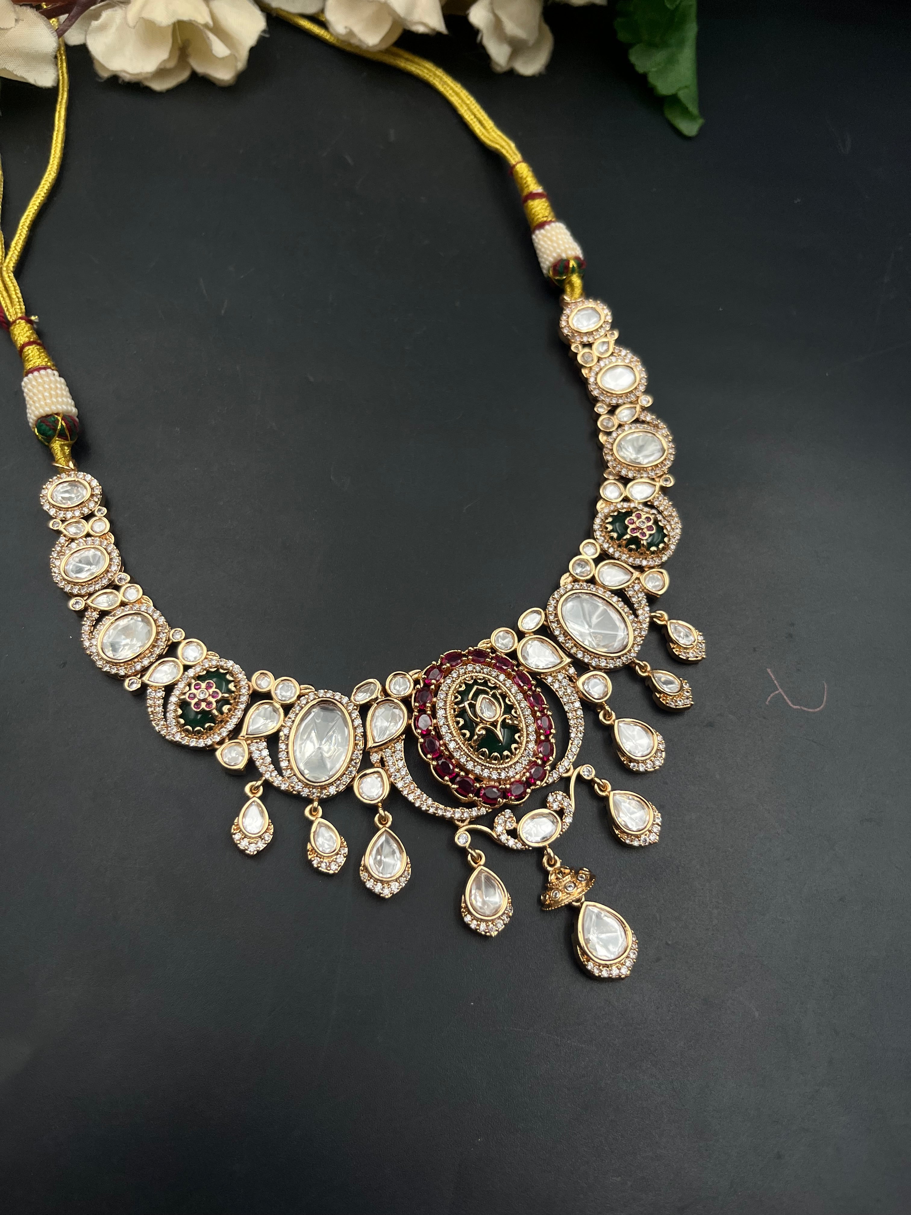 ANUU NECKLACE