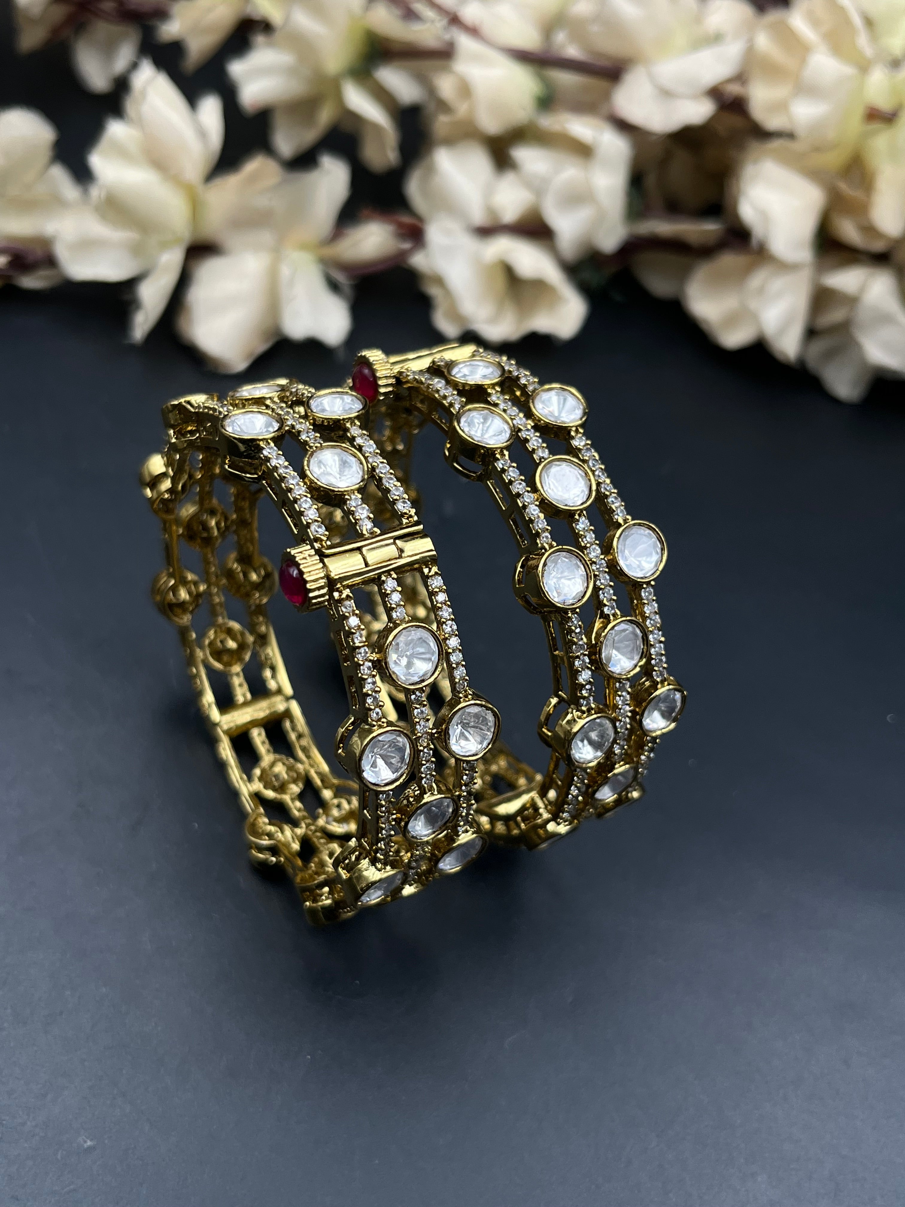 MINU BANGLES