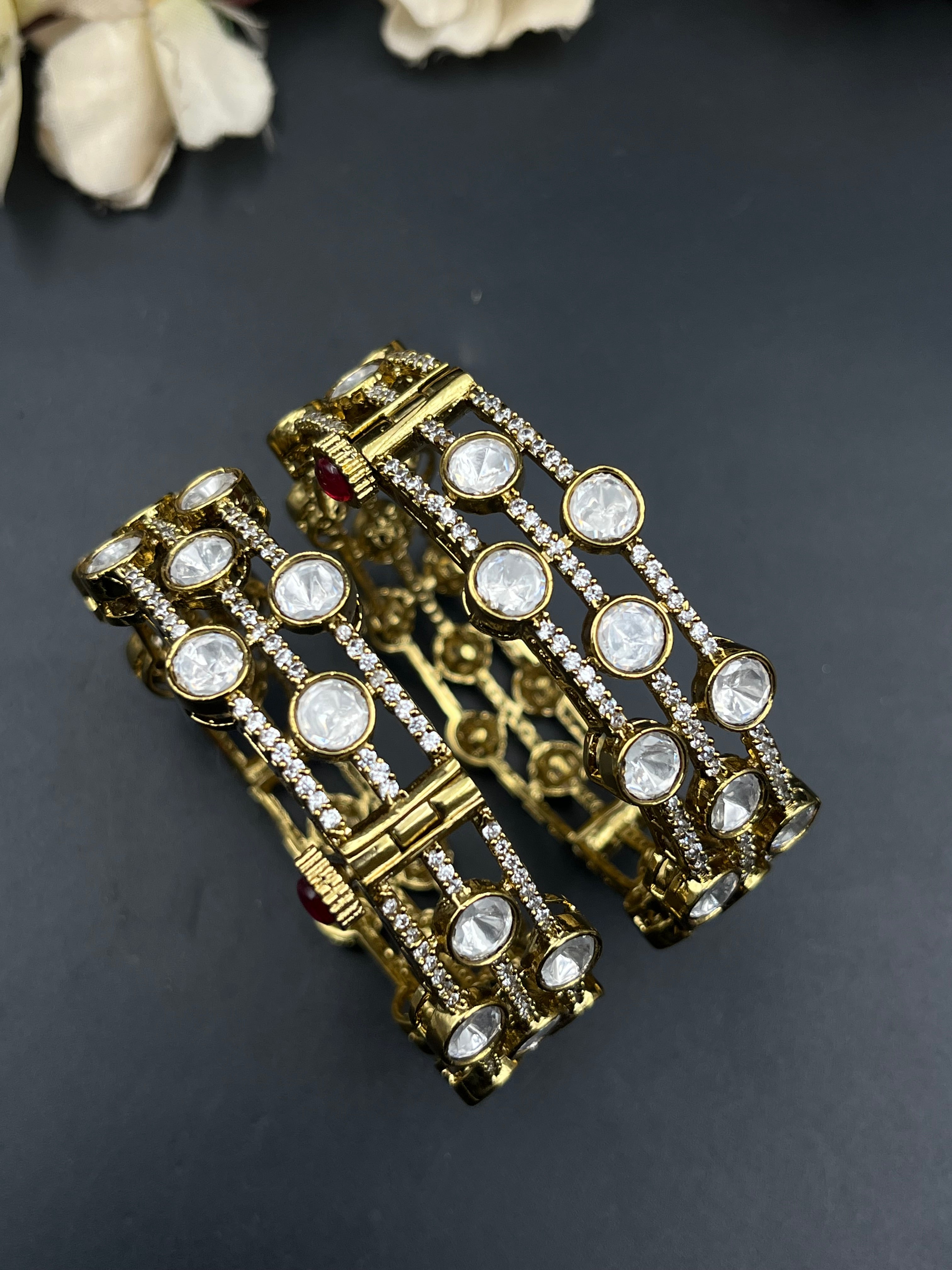 MINU BANGLES