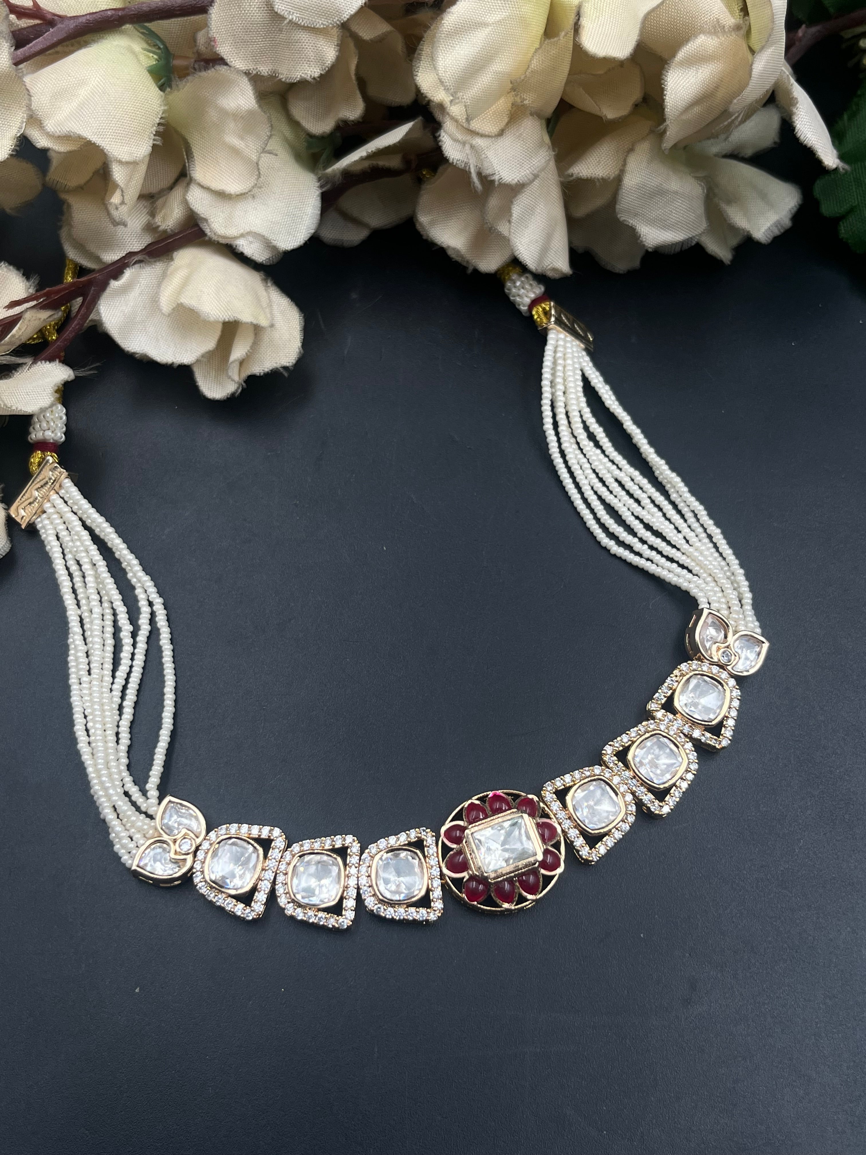 KASIS NECKLACE