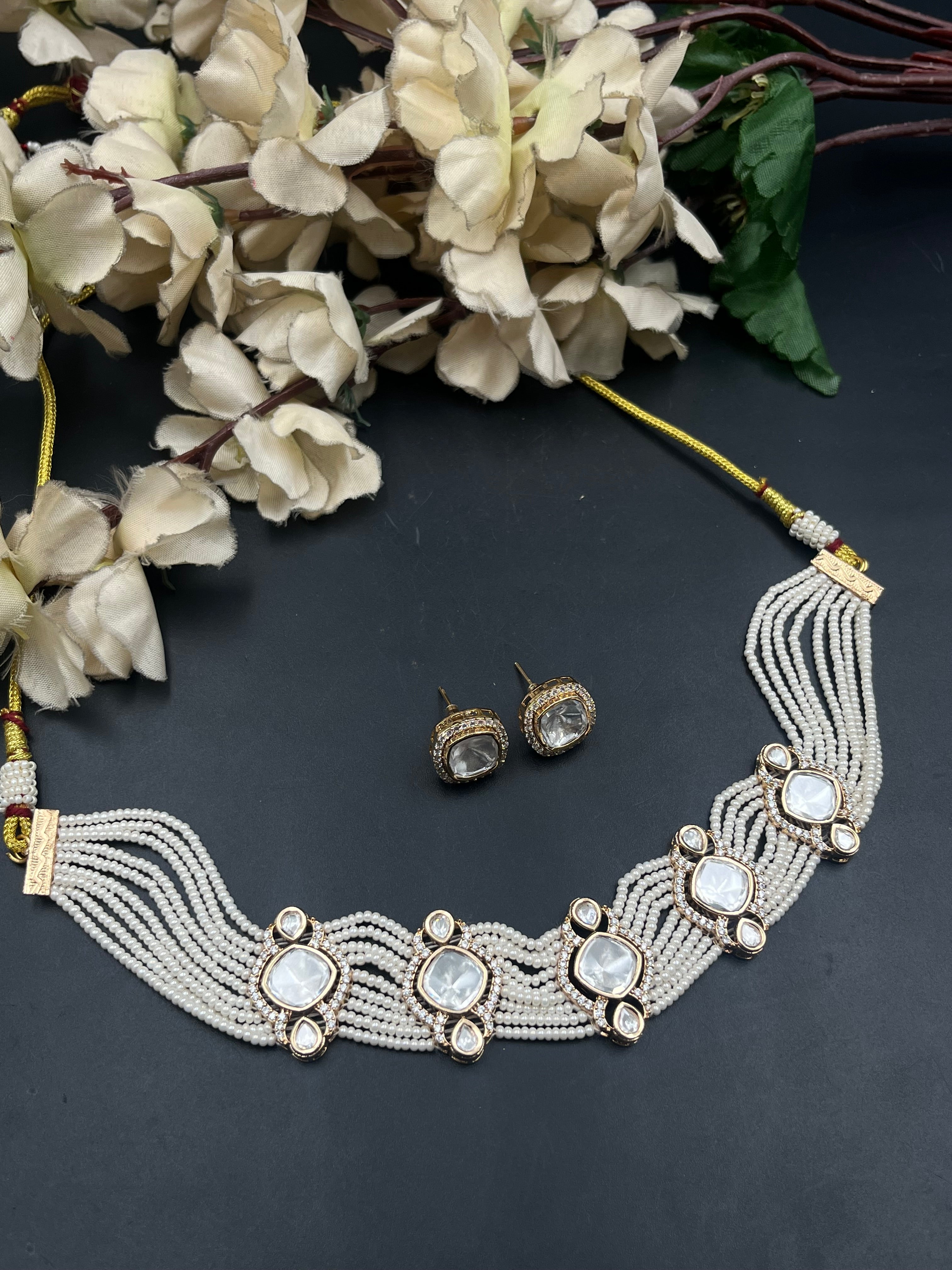 NENA NECKLACE