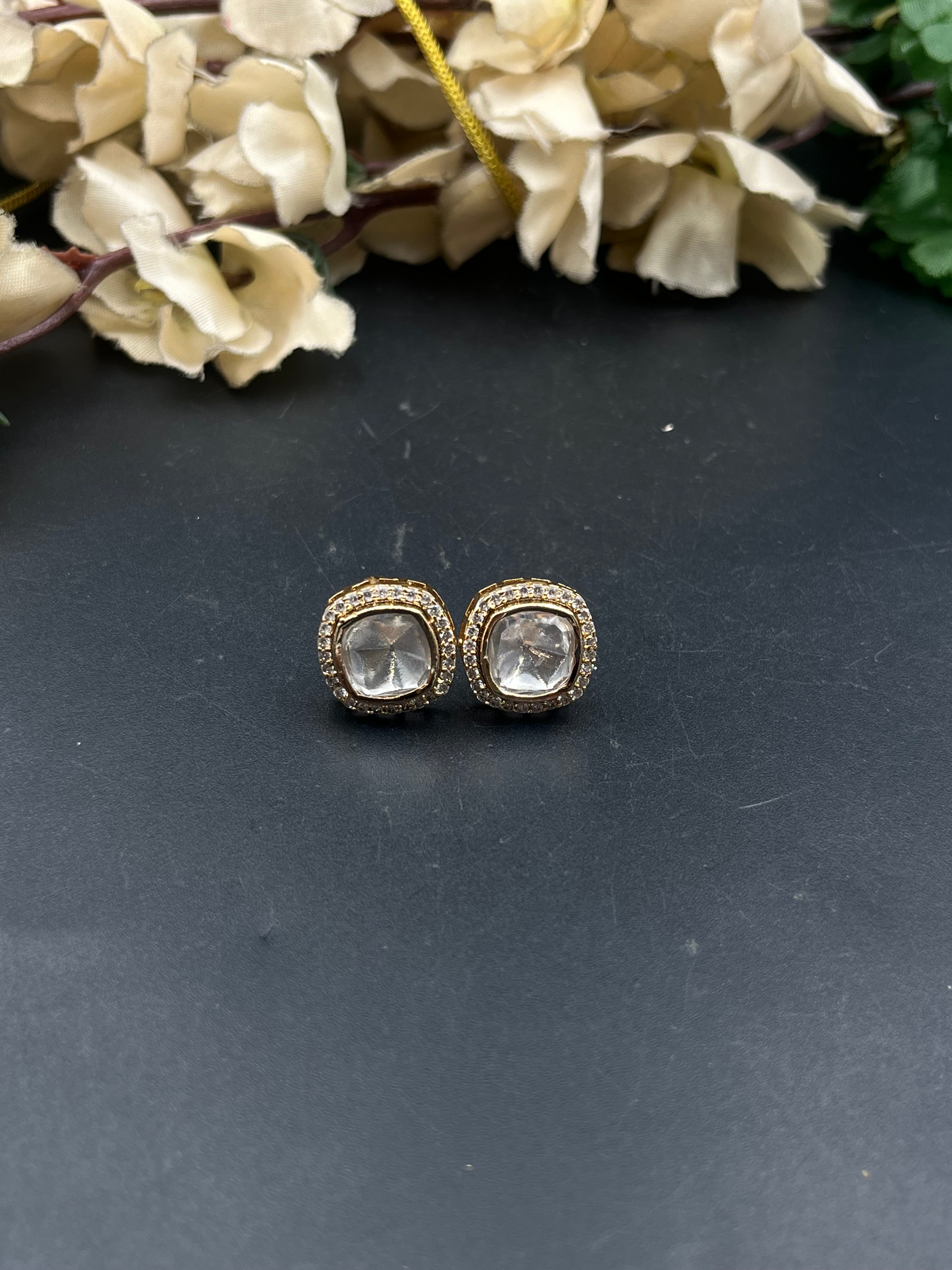NENA NECKLACE