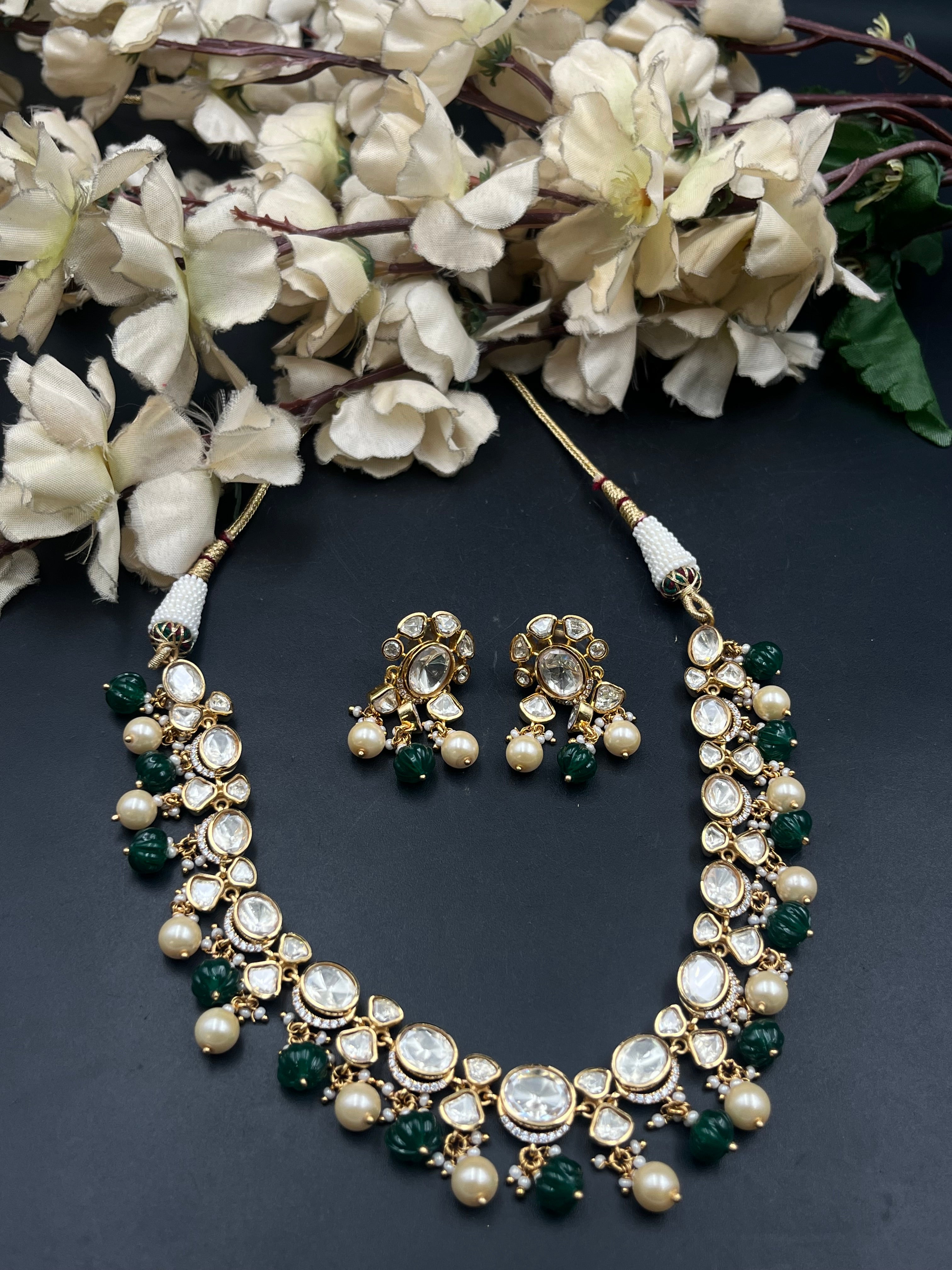 NOBI NECKLACE