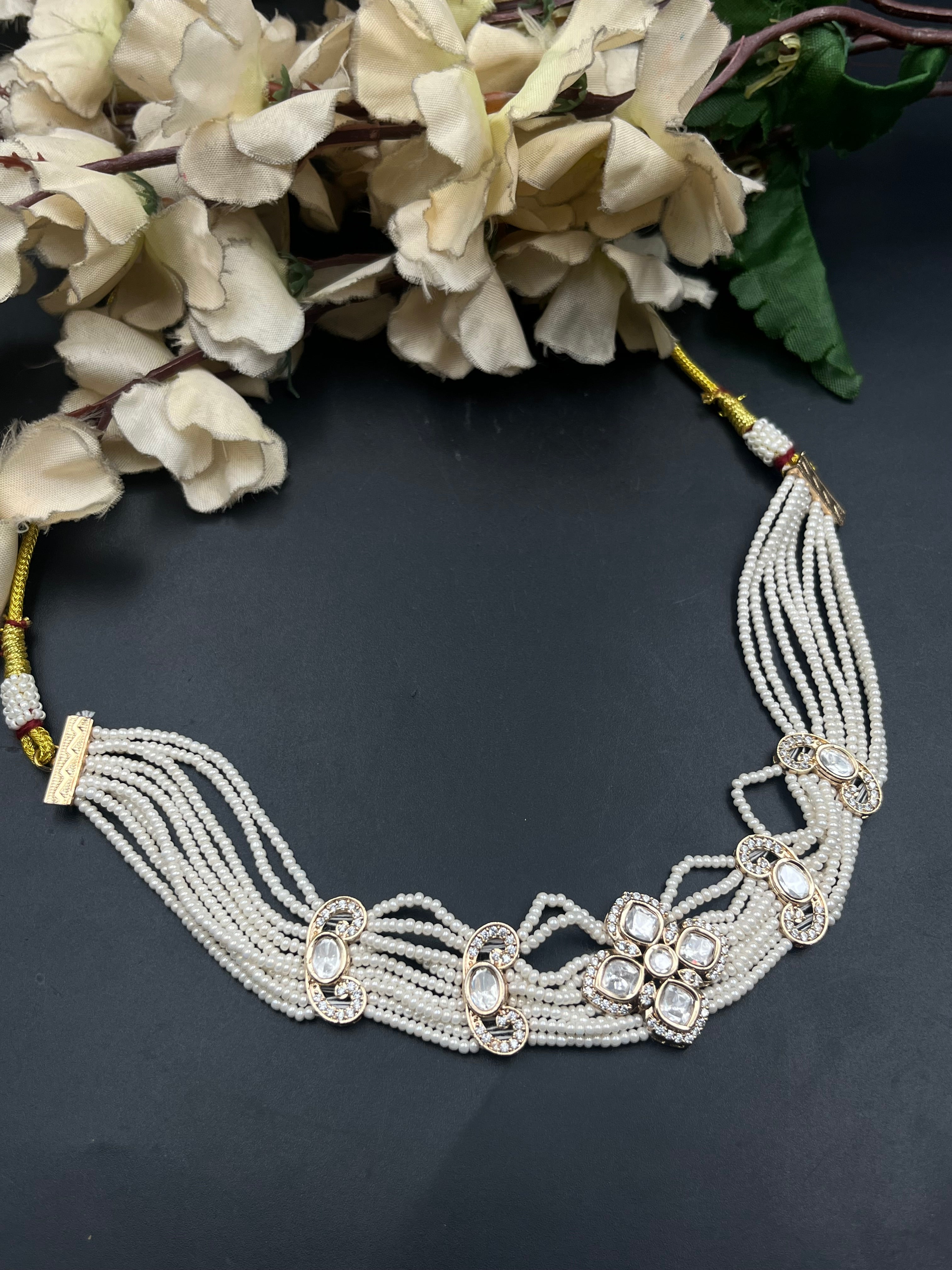 SONIYA NECKLACE