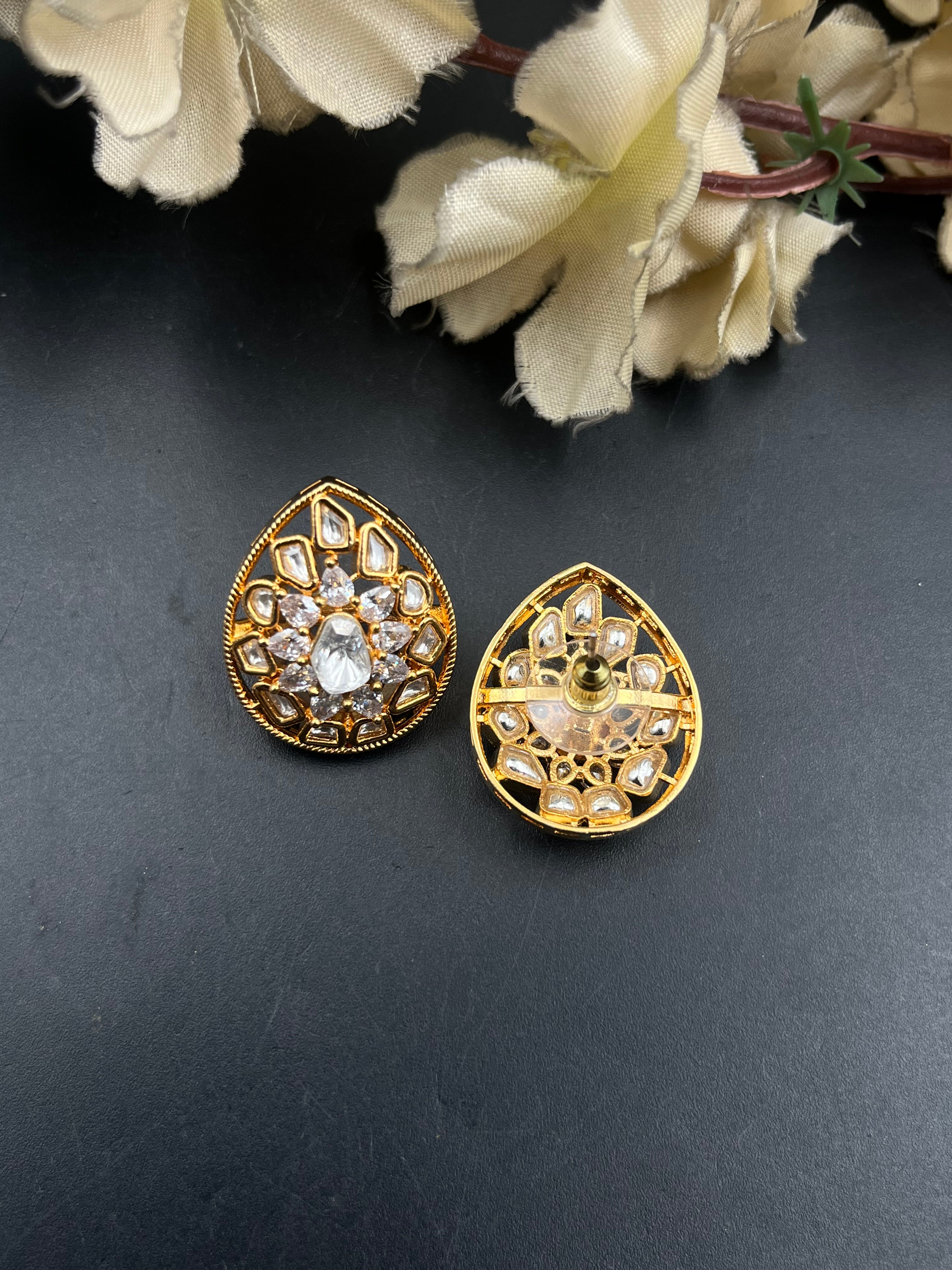 KASMIRA EARRING