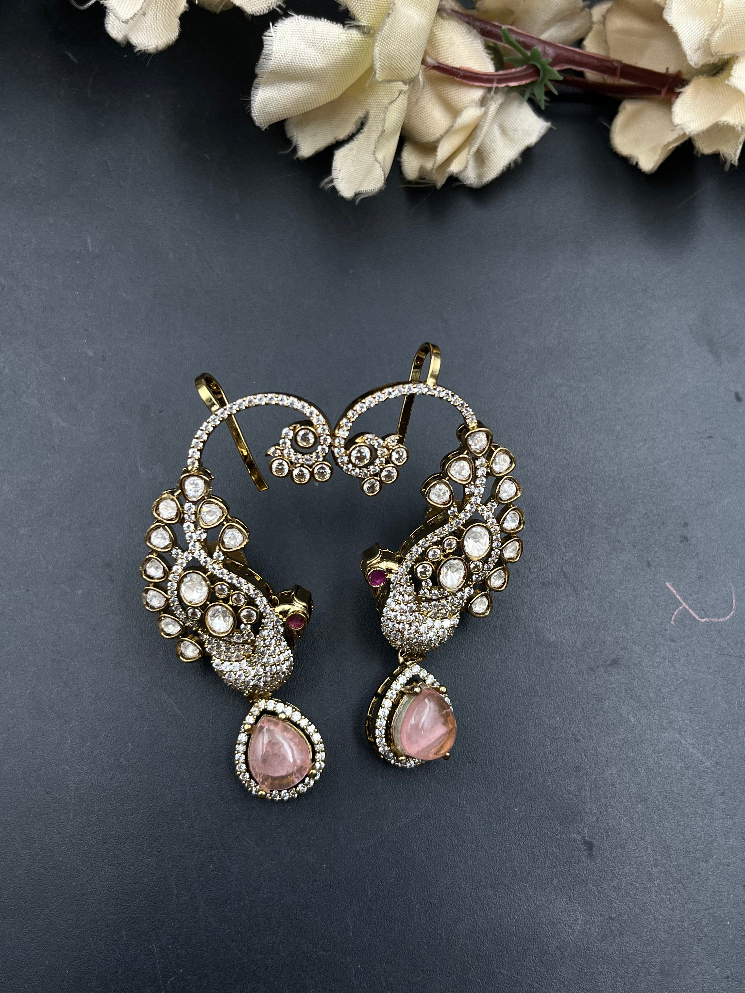 MANSHI EARRING