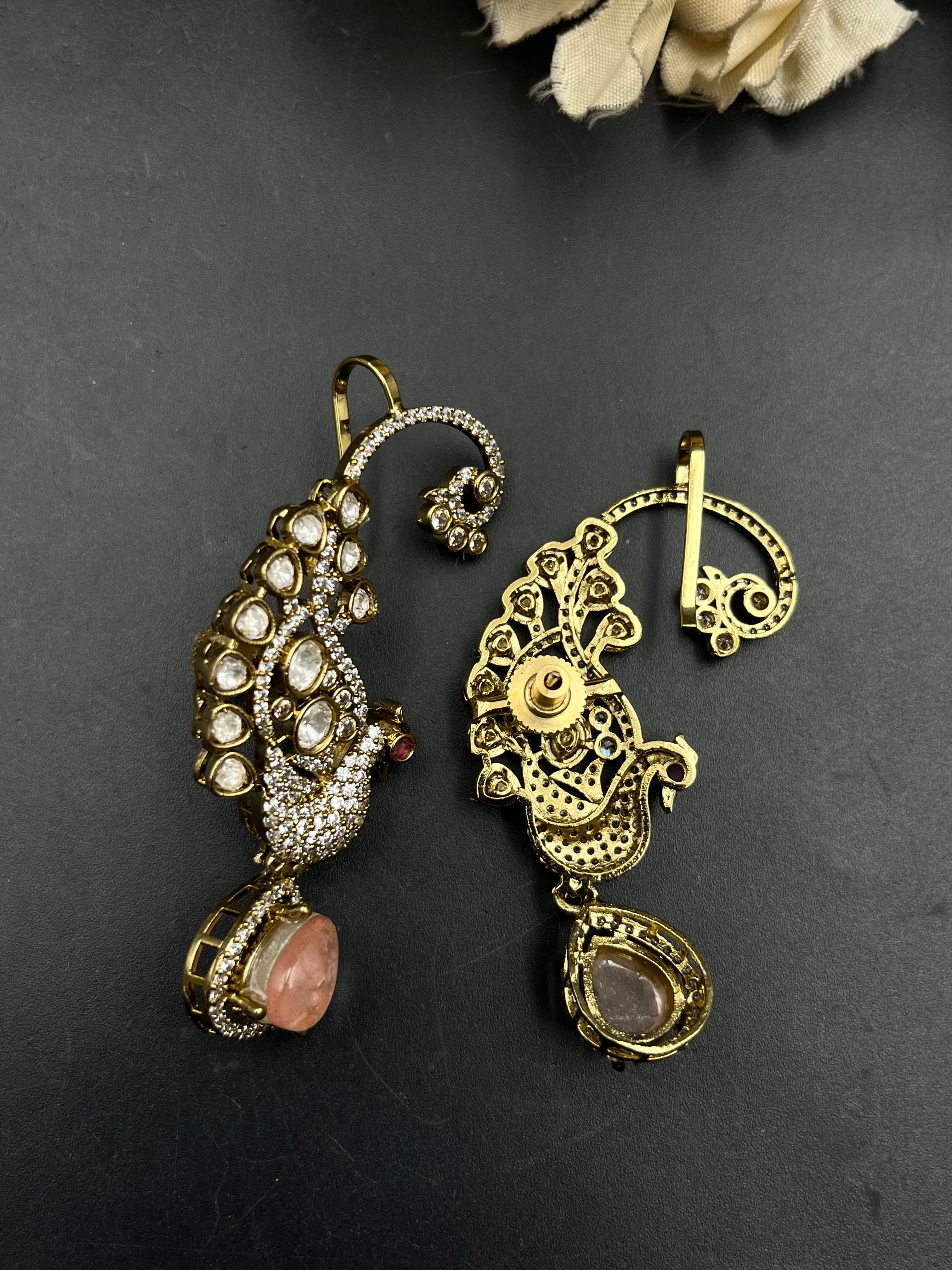 MANSHI EARRING
