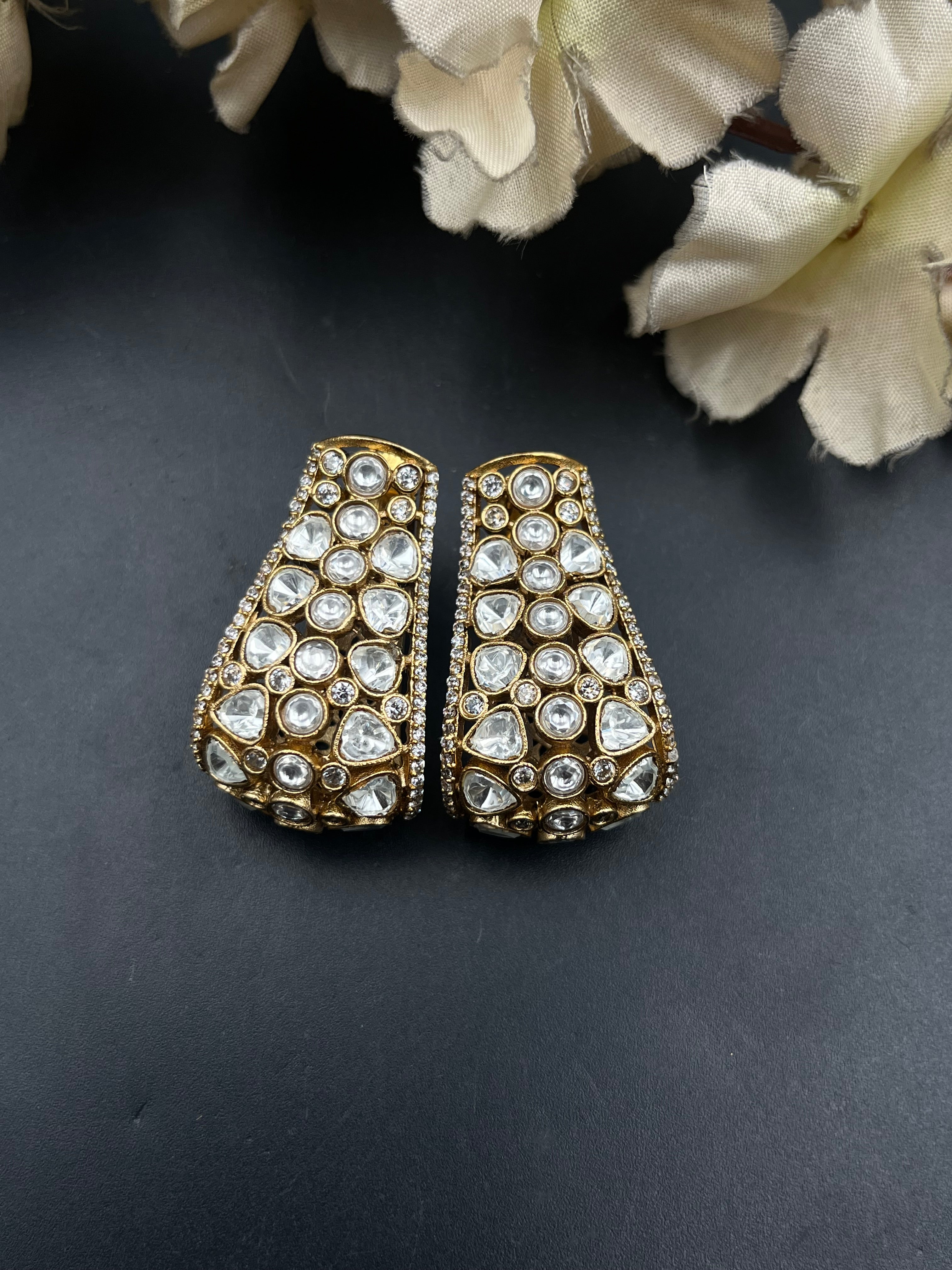 PRI EARRING
