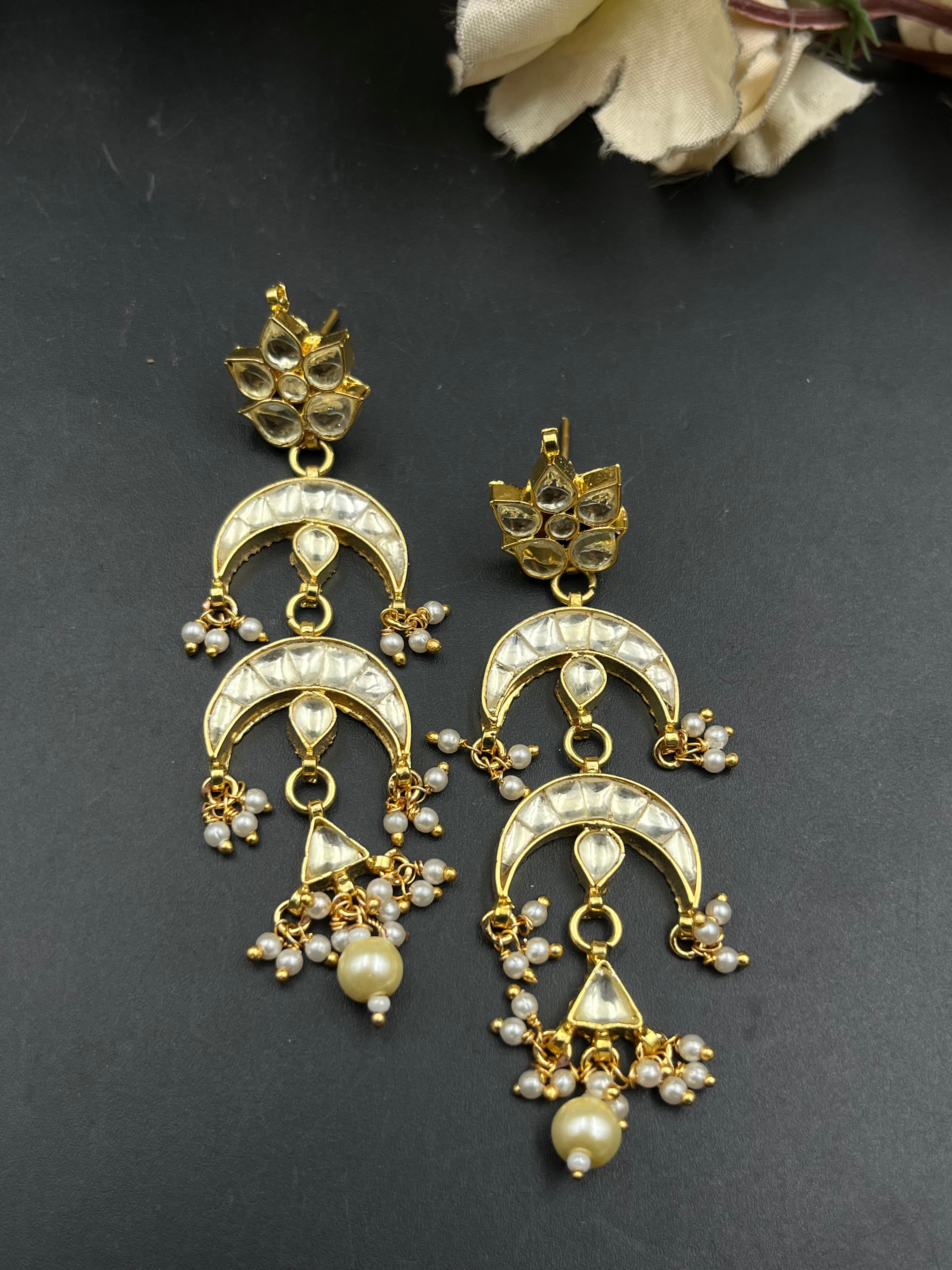 MINU EARRING