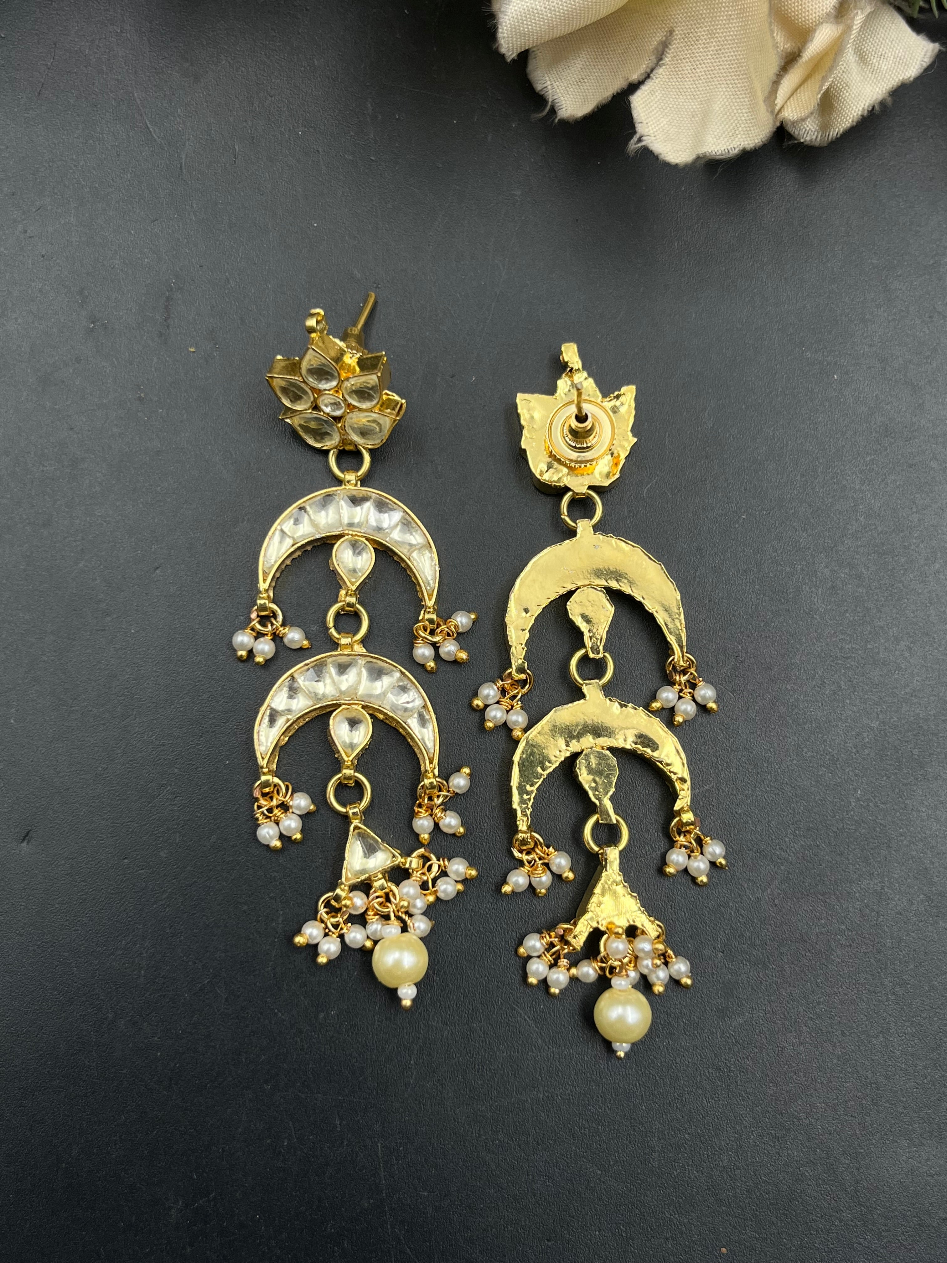 MINU EARRING