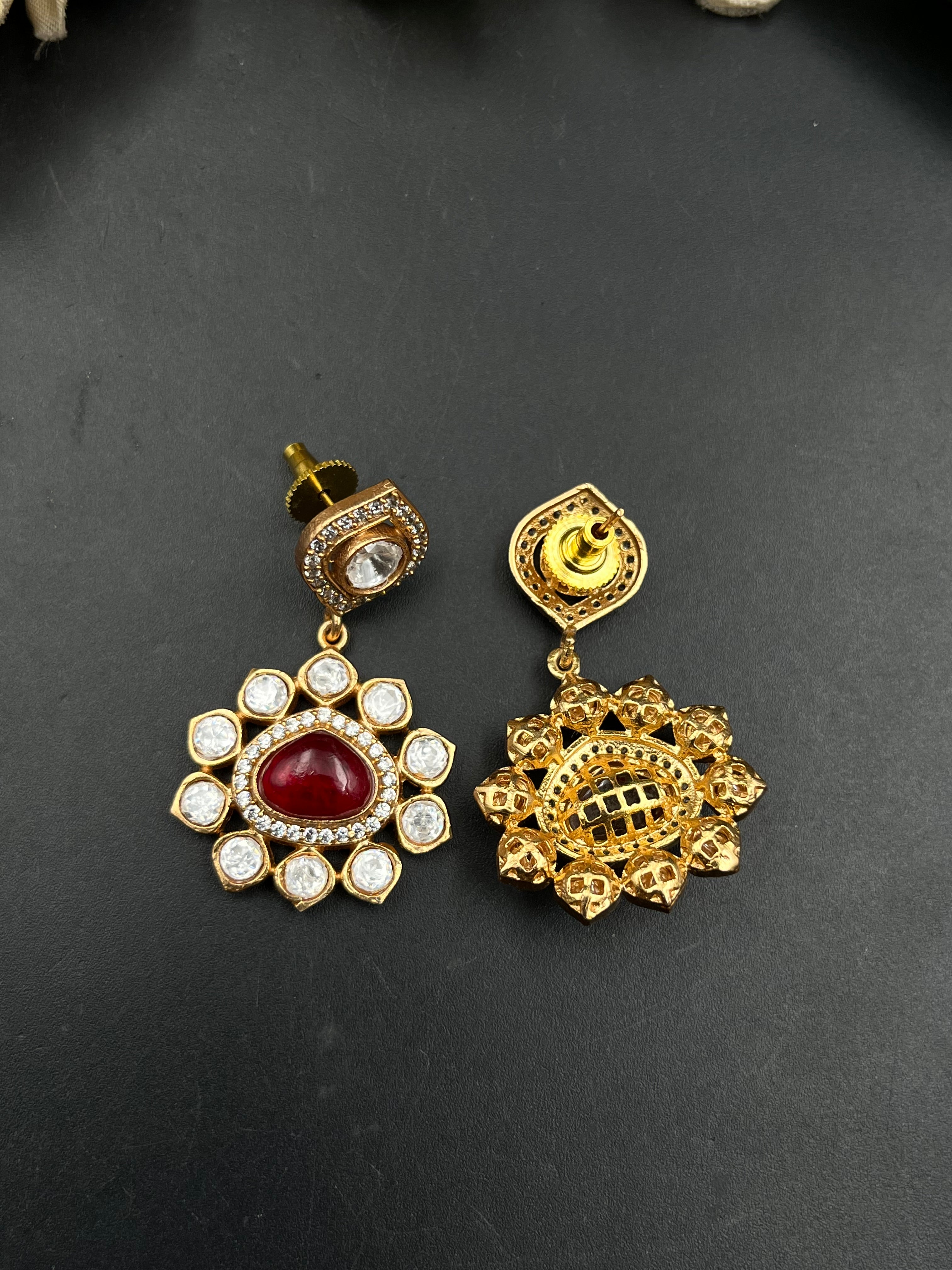 NENA NECKLACE