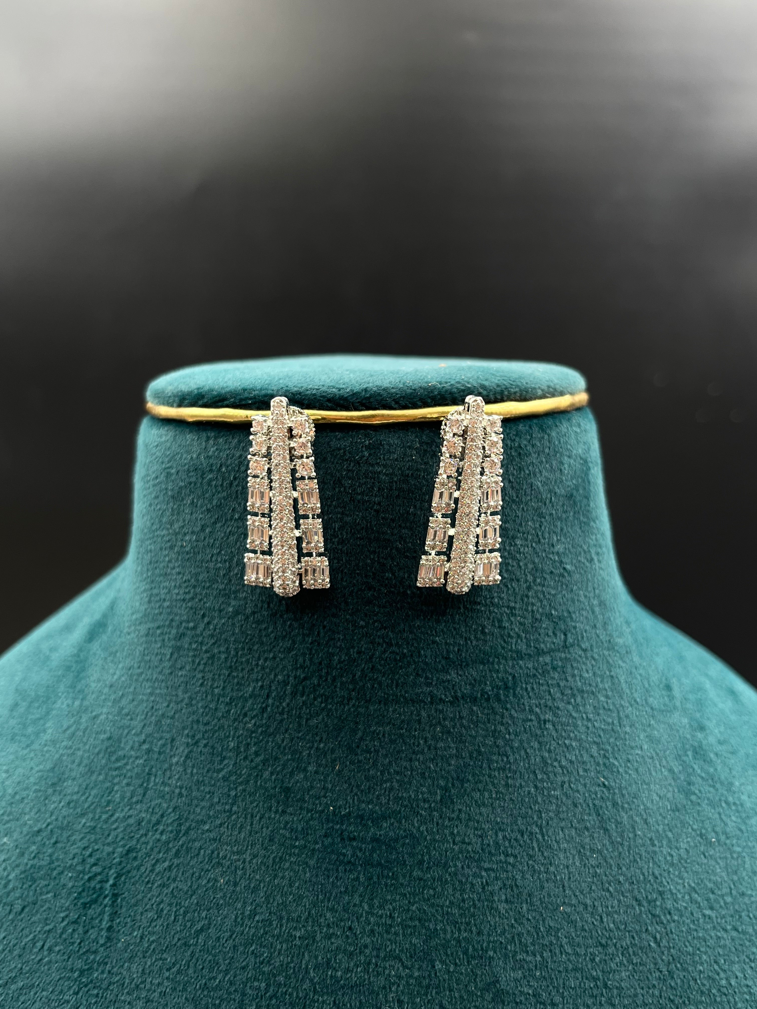 NANDU NECKLACE
