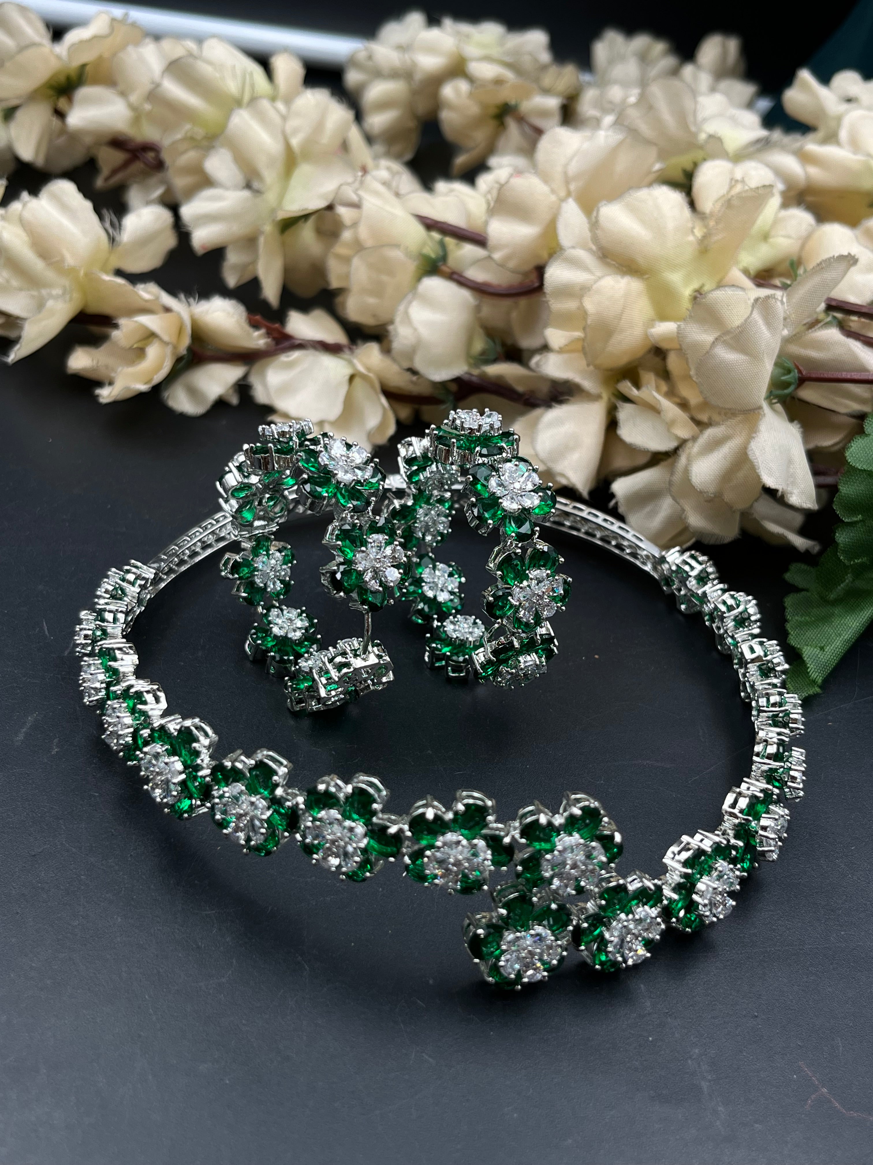 SIVANI NECKLACE