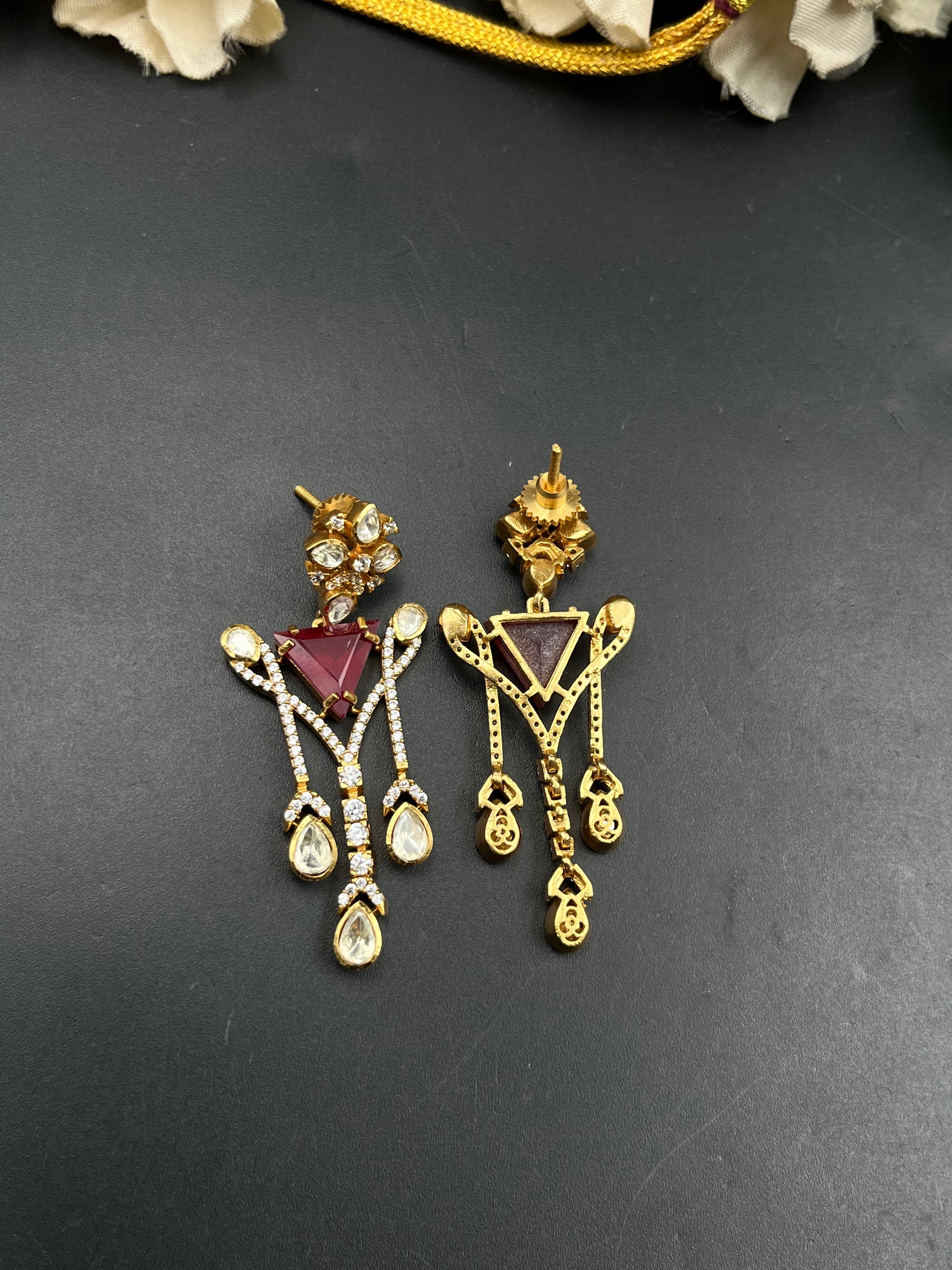JUBI NECKLACE