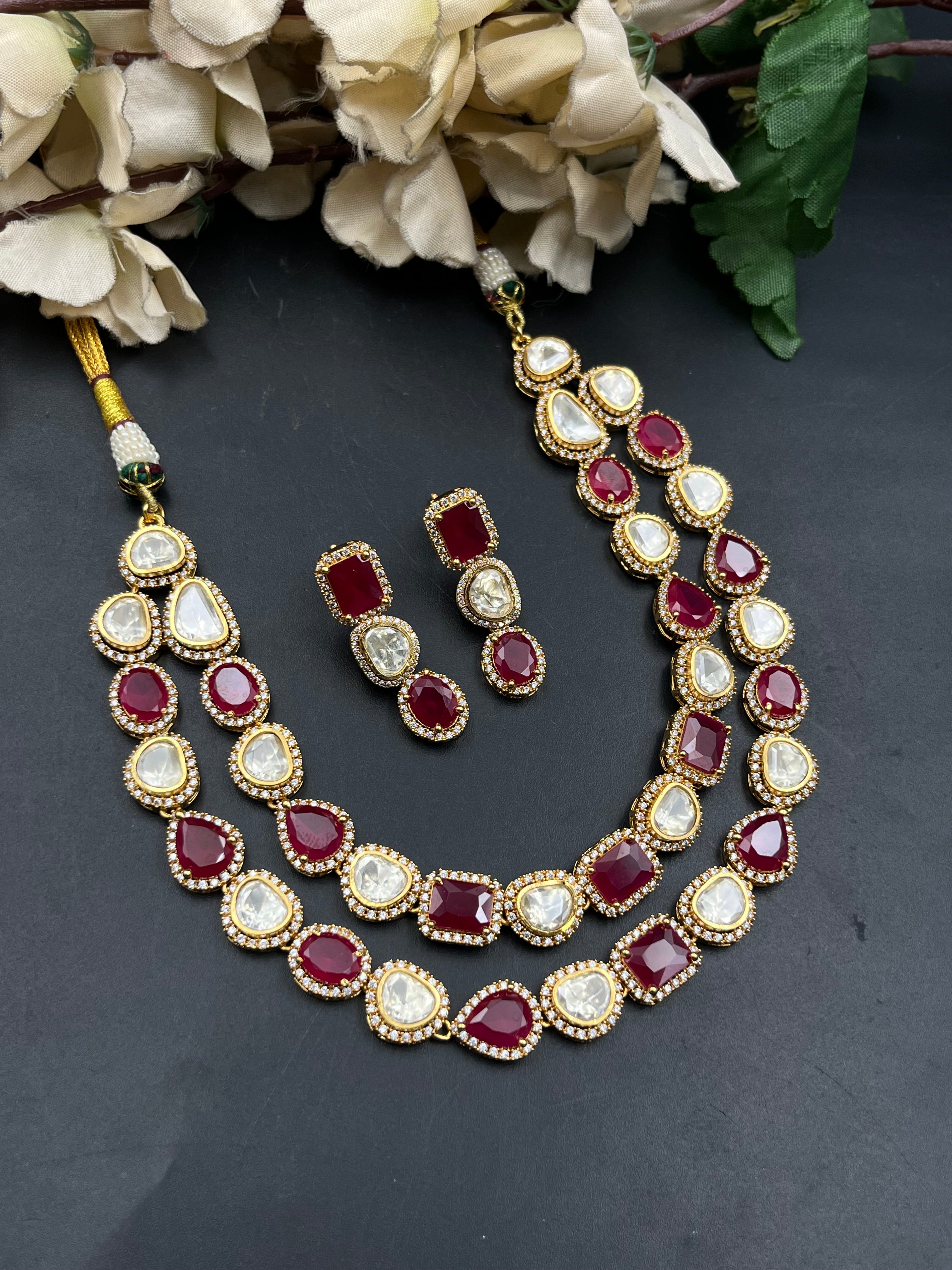 VENU NECKLACE