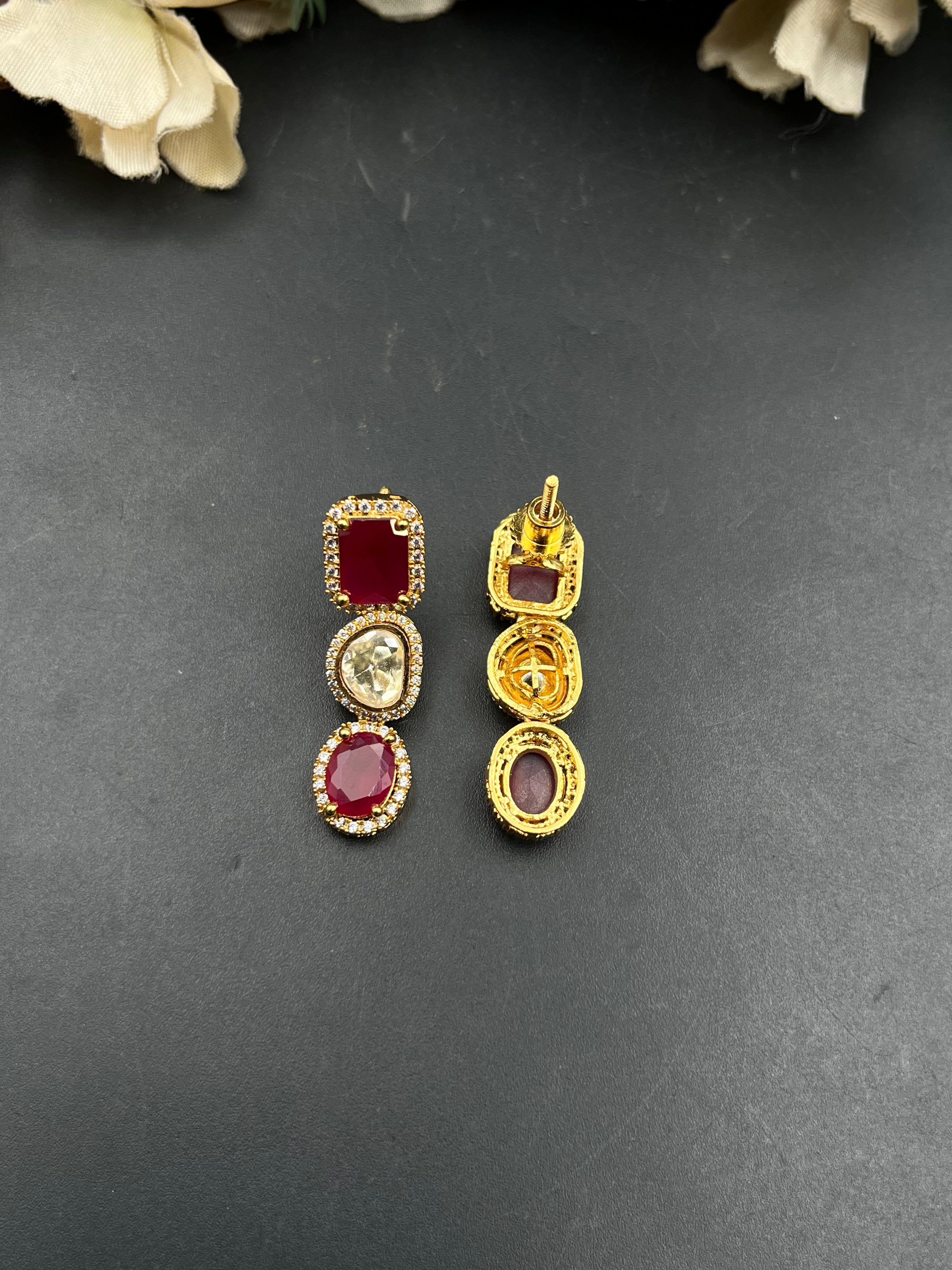 VENU NECKLACE