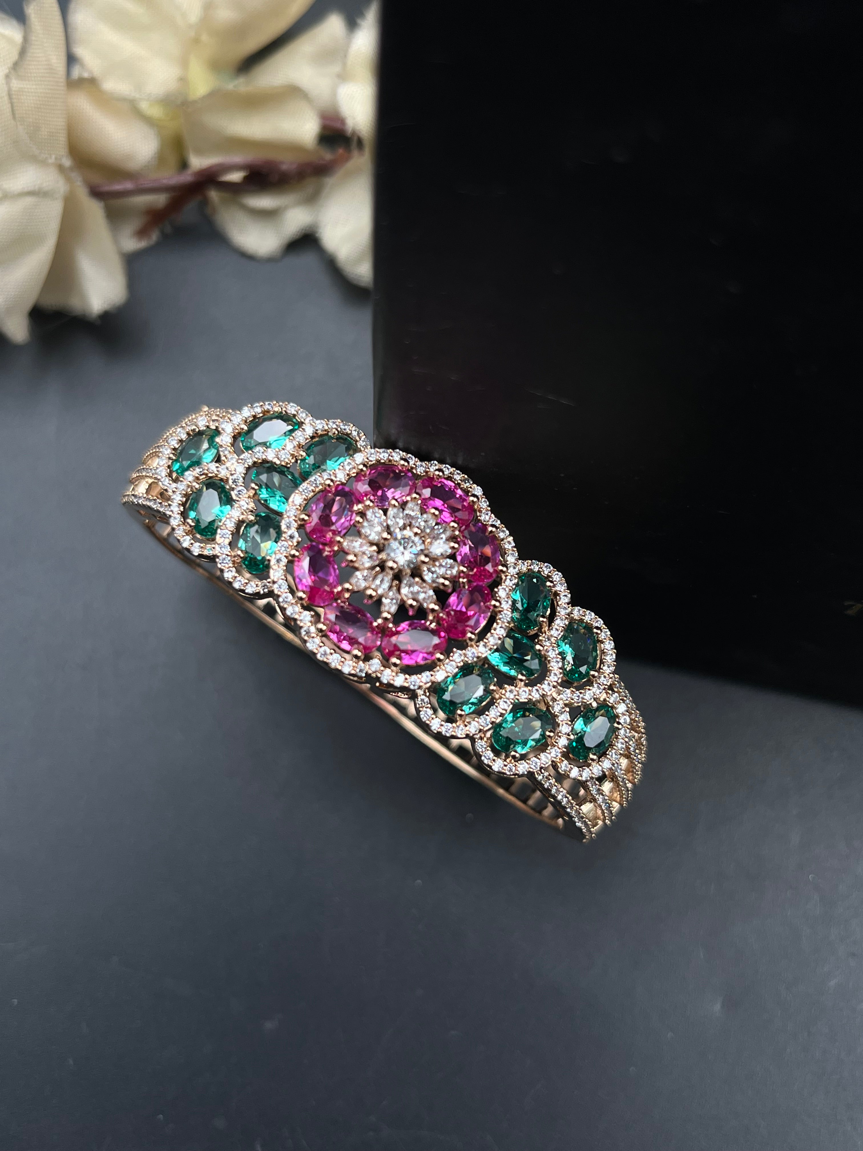 TANIYA BRACELET