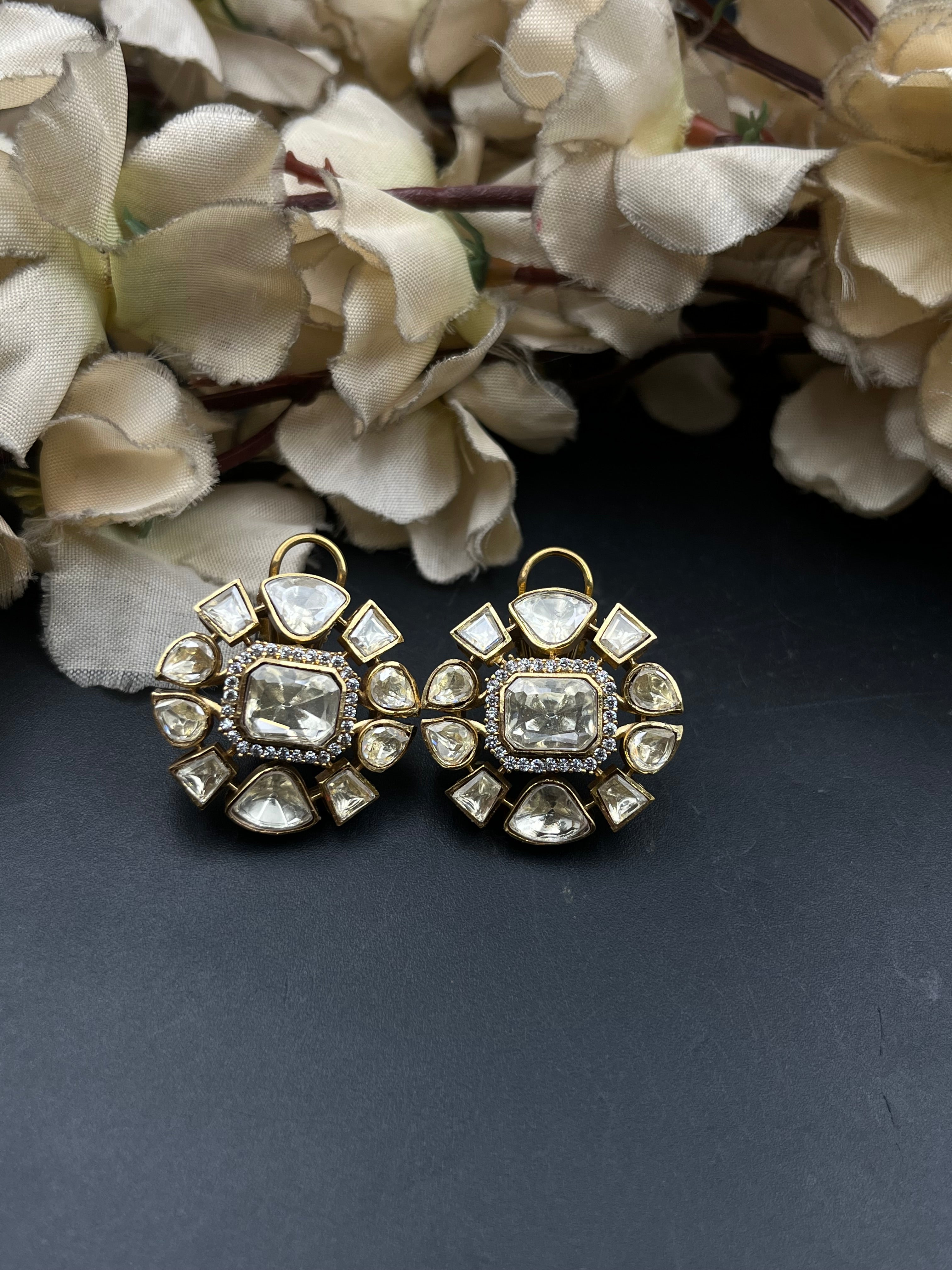 SIMARN EARRING