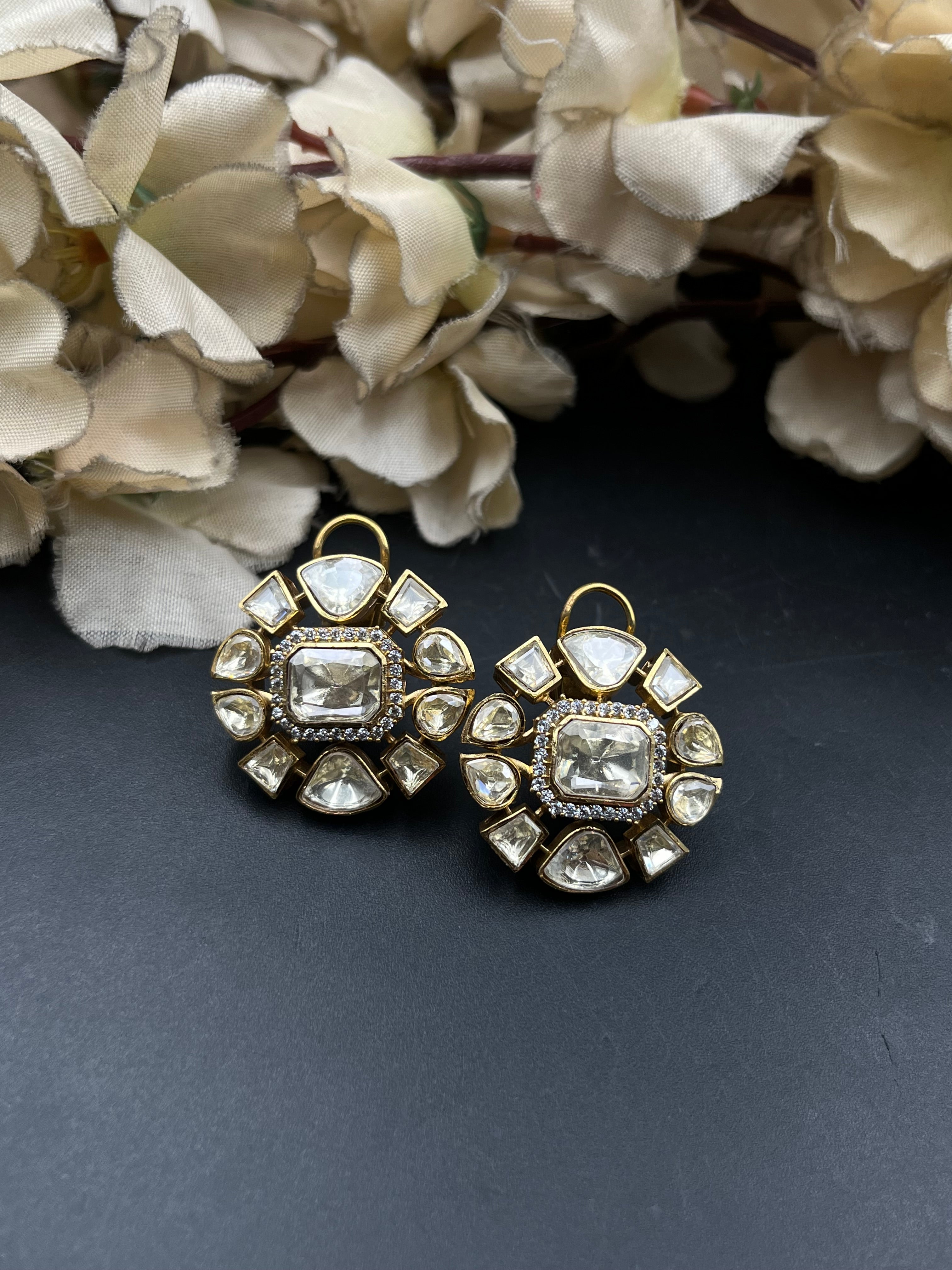 SIMARN EARRING