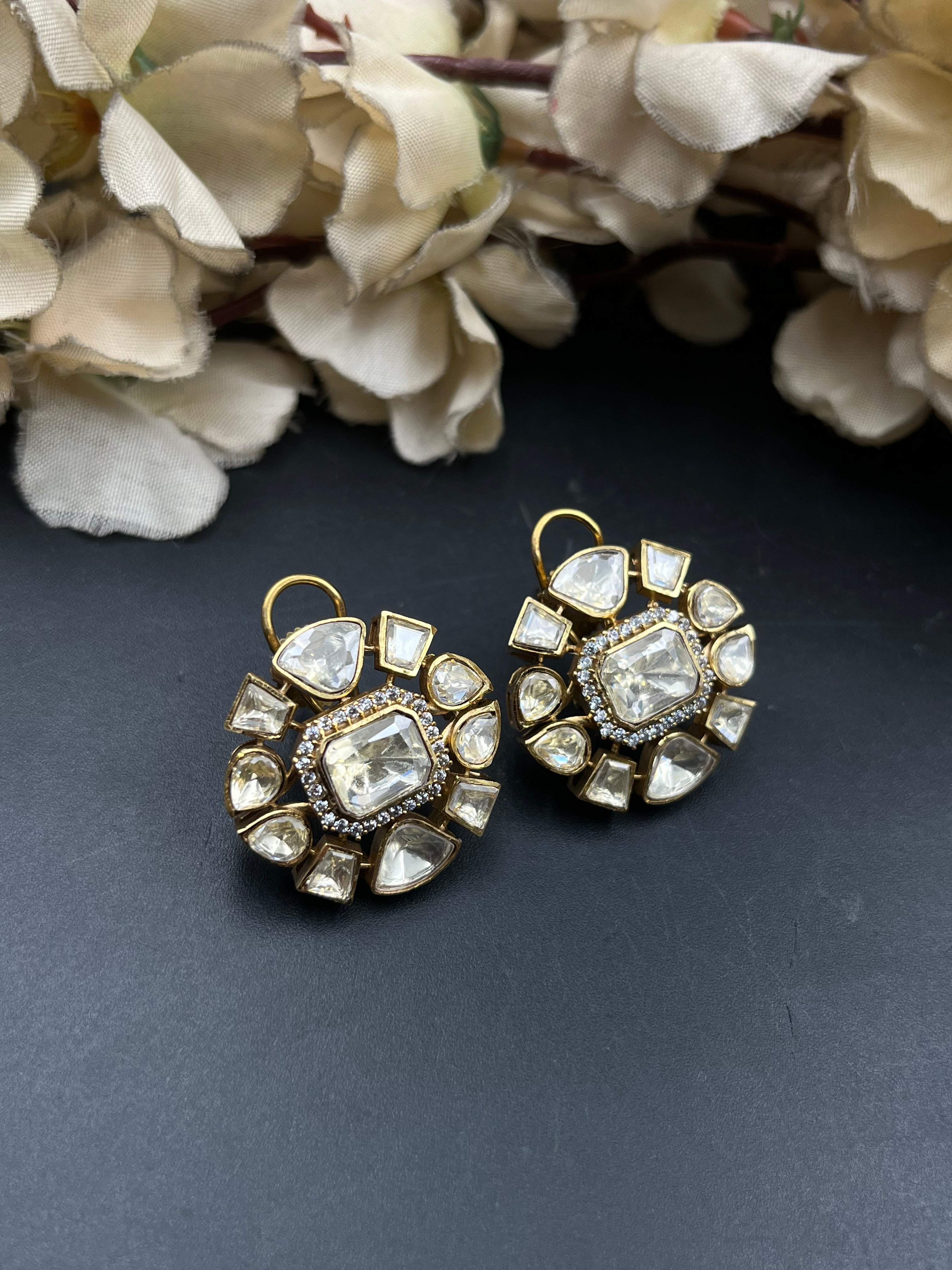 SIMARN EARRING