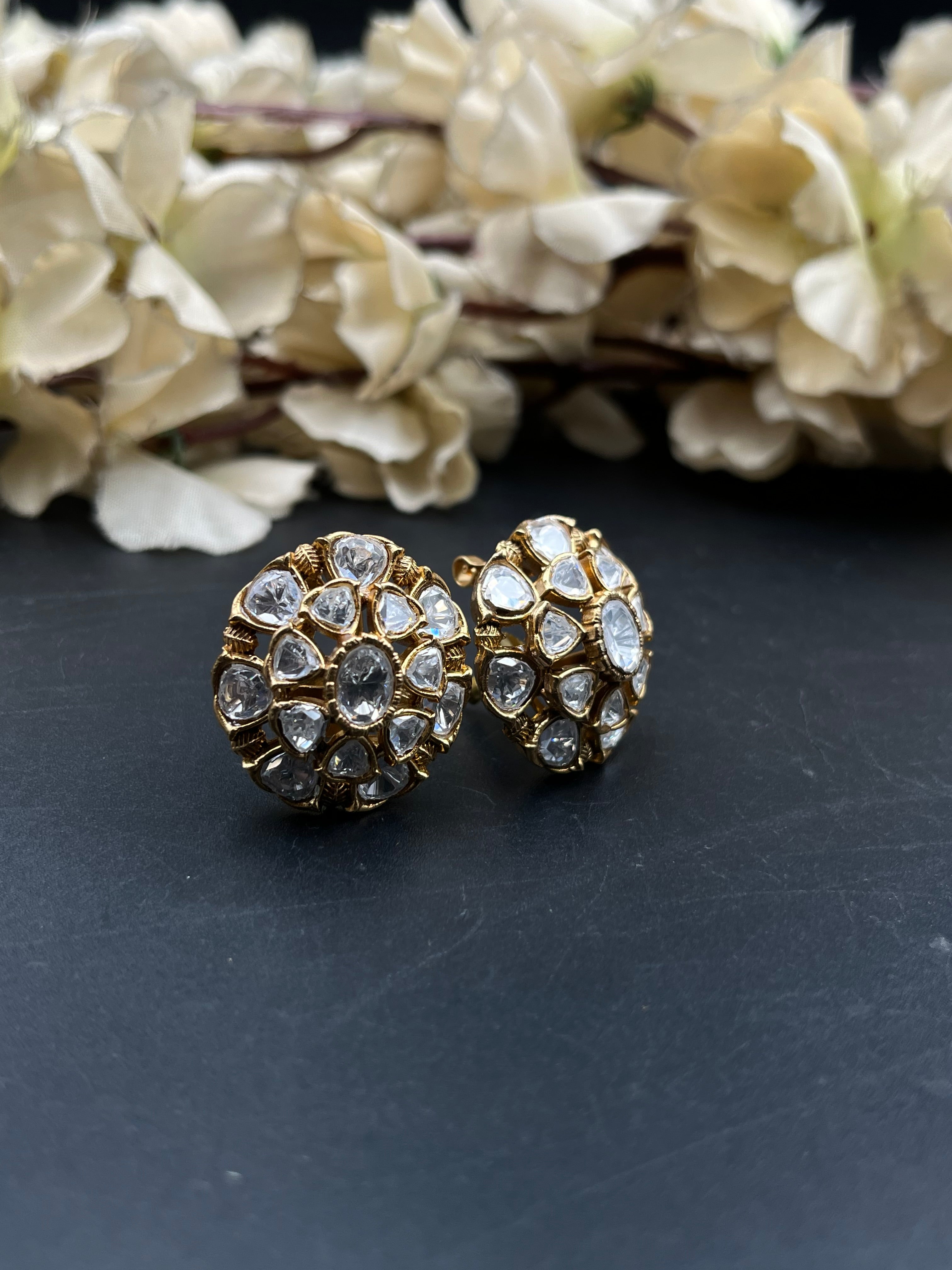 IANA EARRING