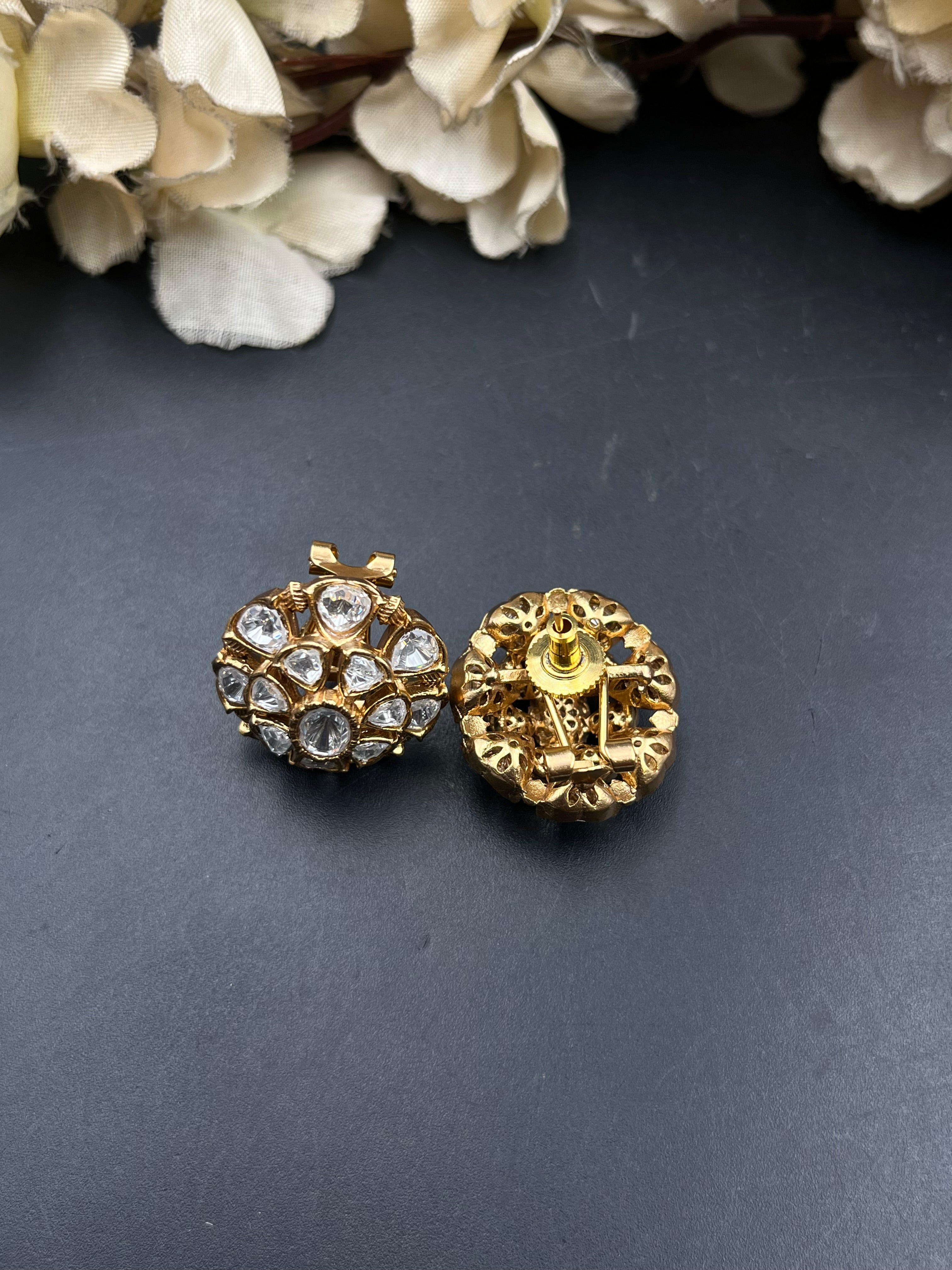 IANA EARRING