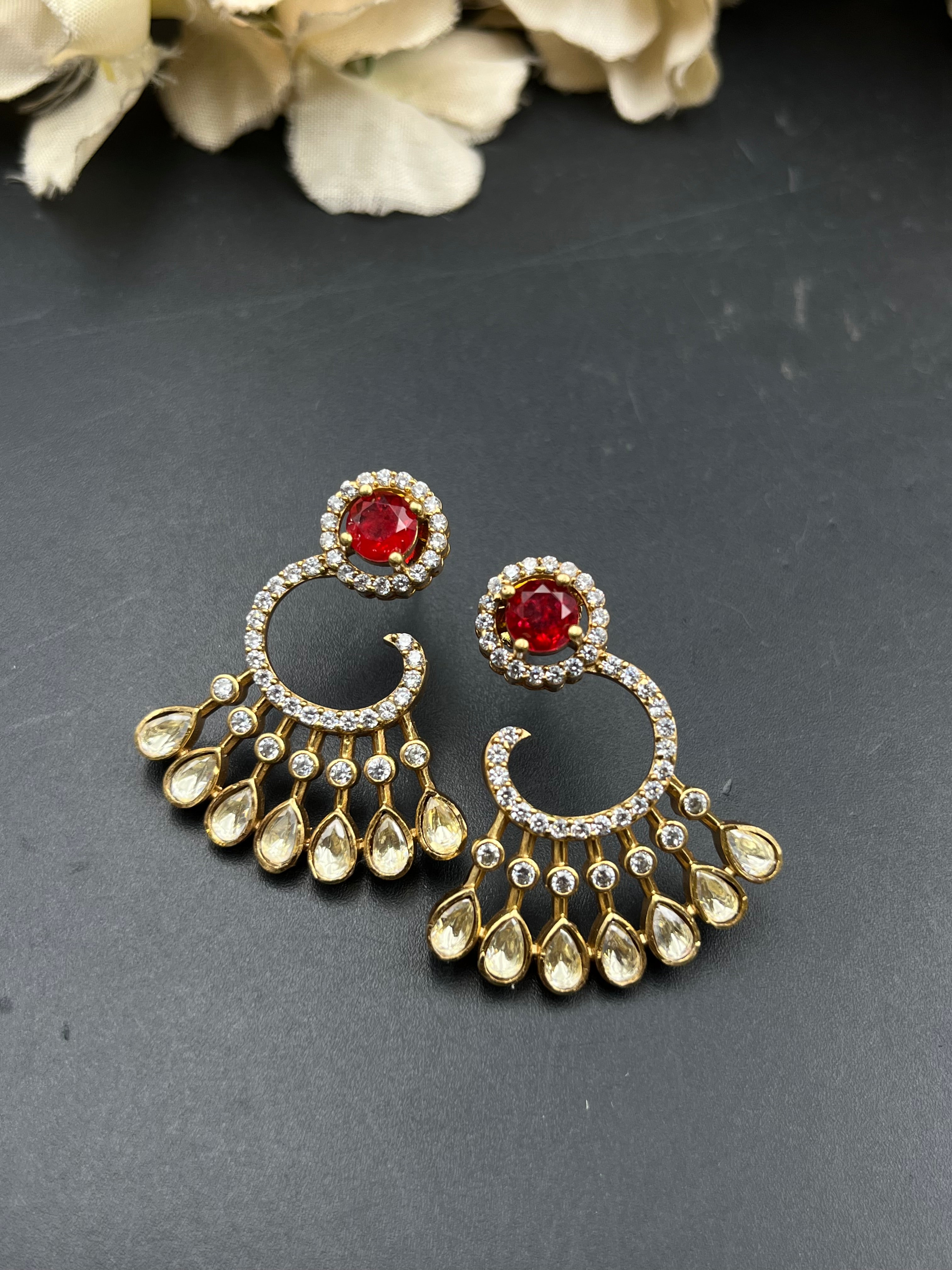 SRUTI EARRING