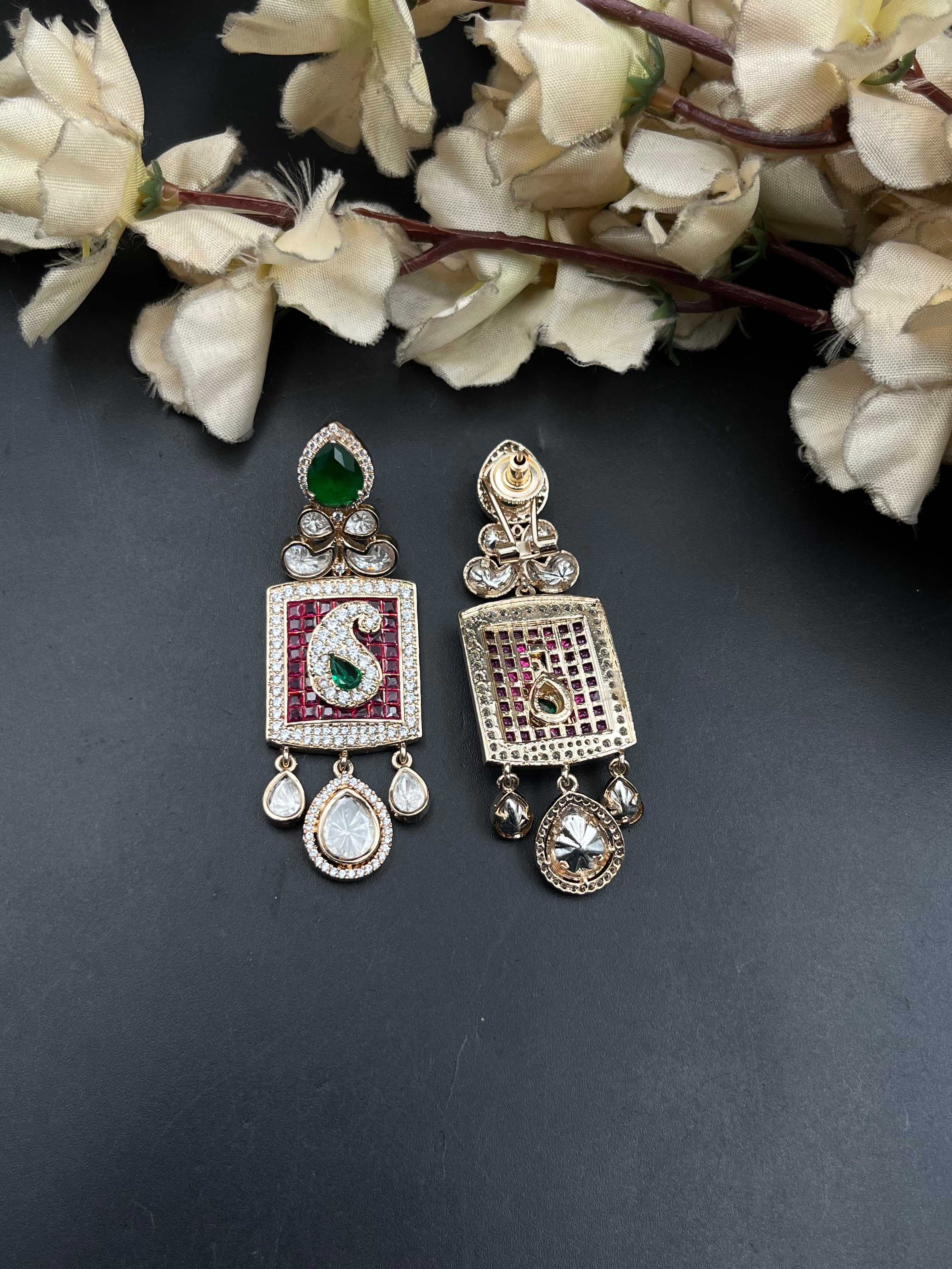 HEMU NECKLACE