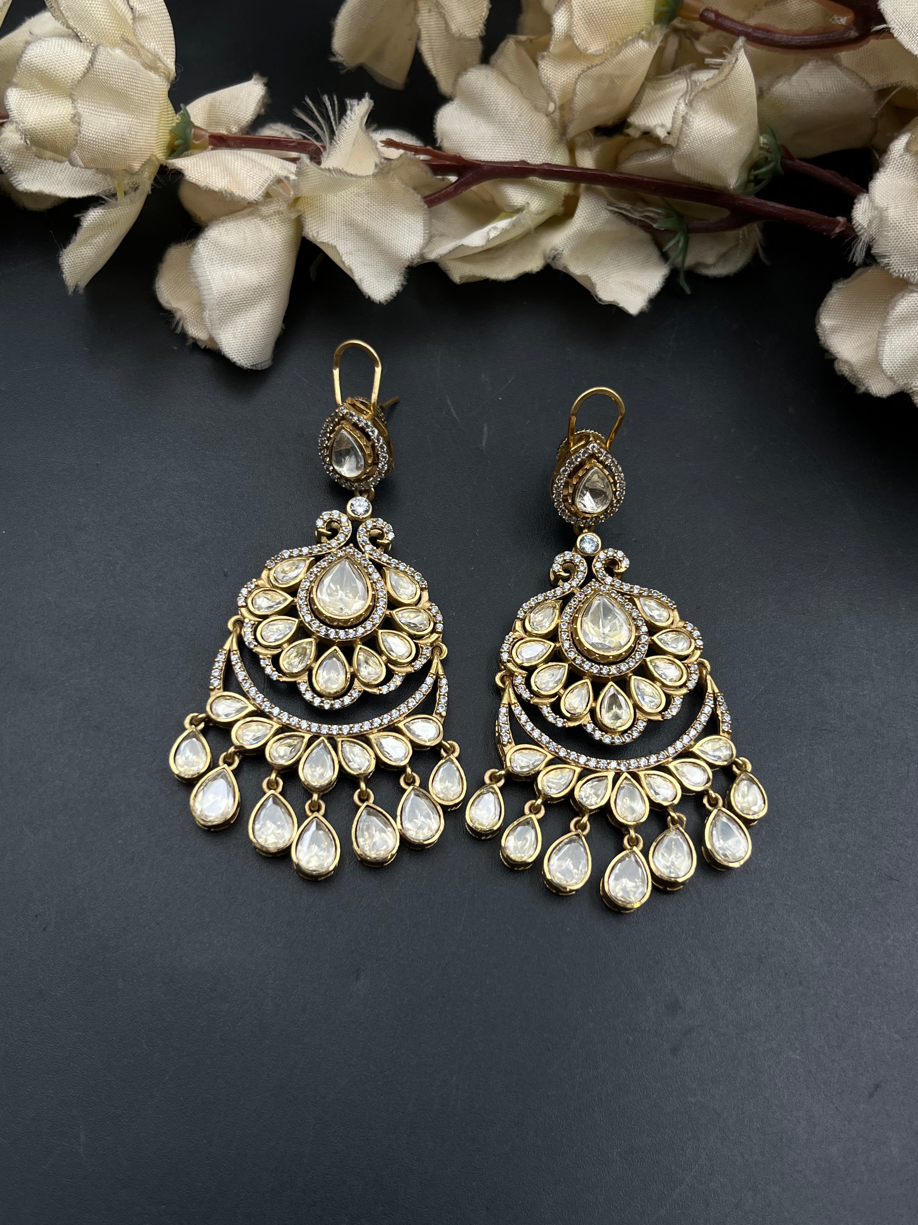 ZIDI EARRING