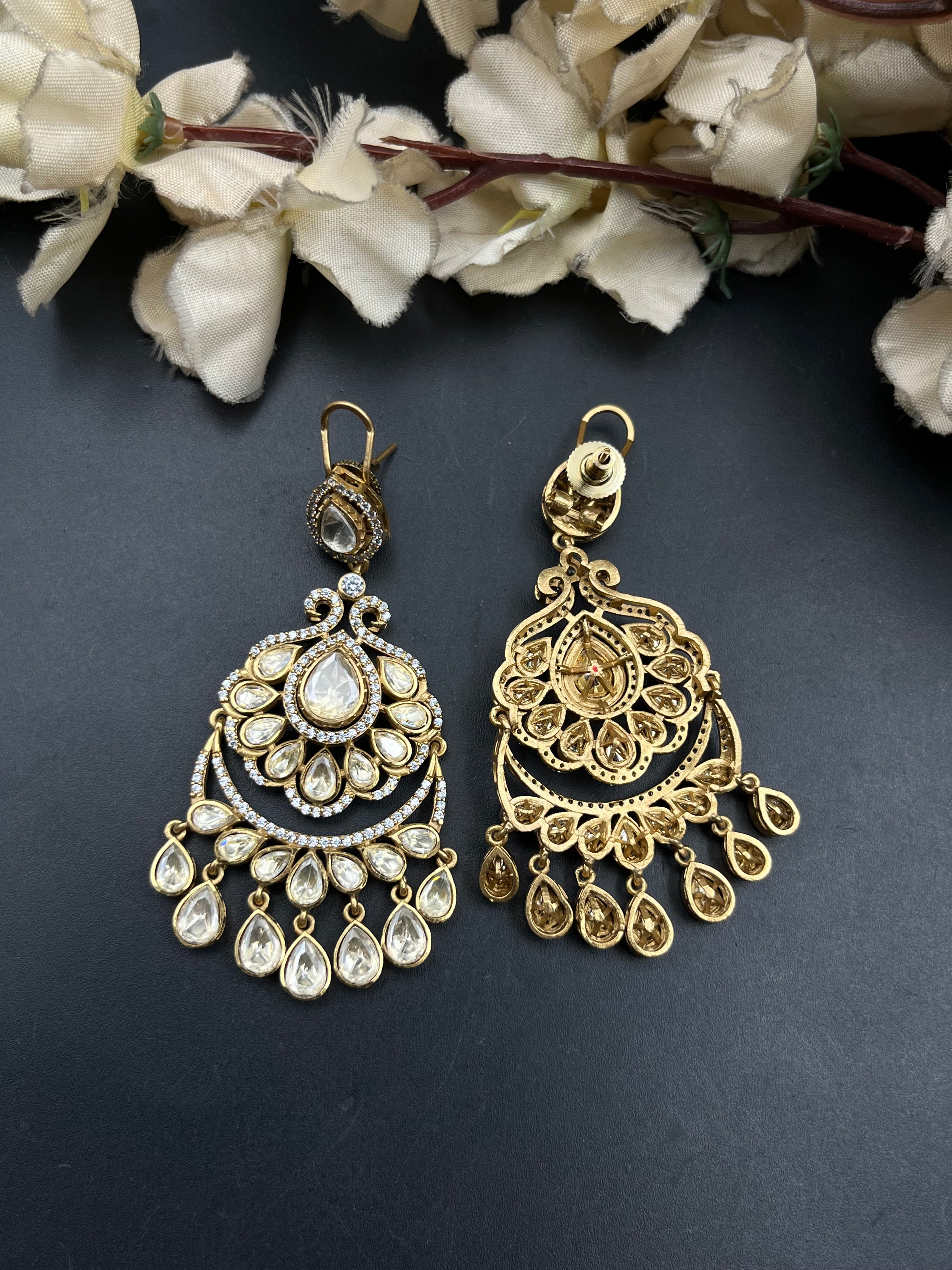 ZIDI EARRING