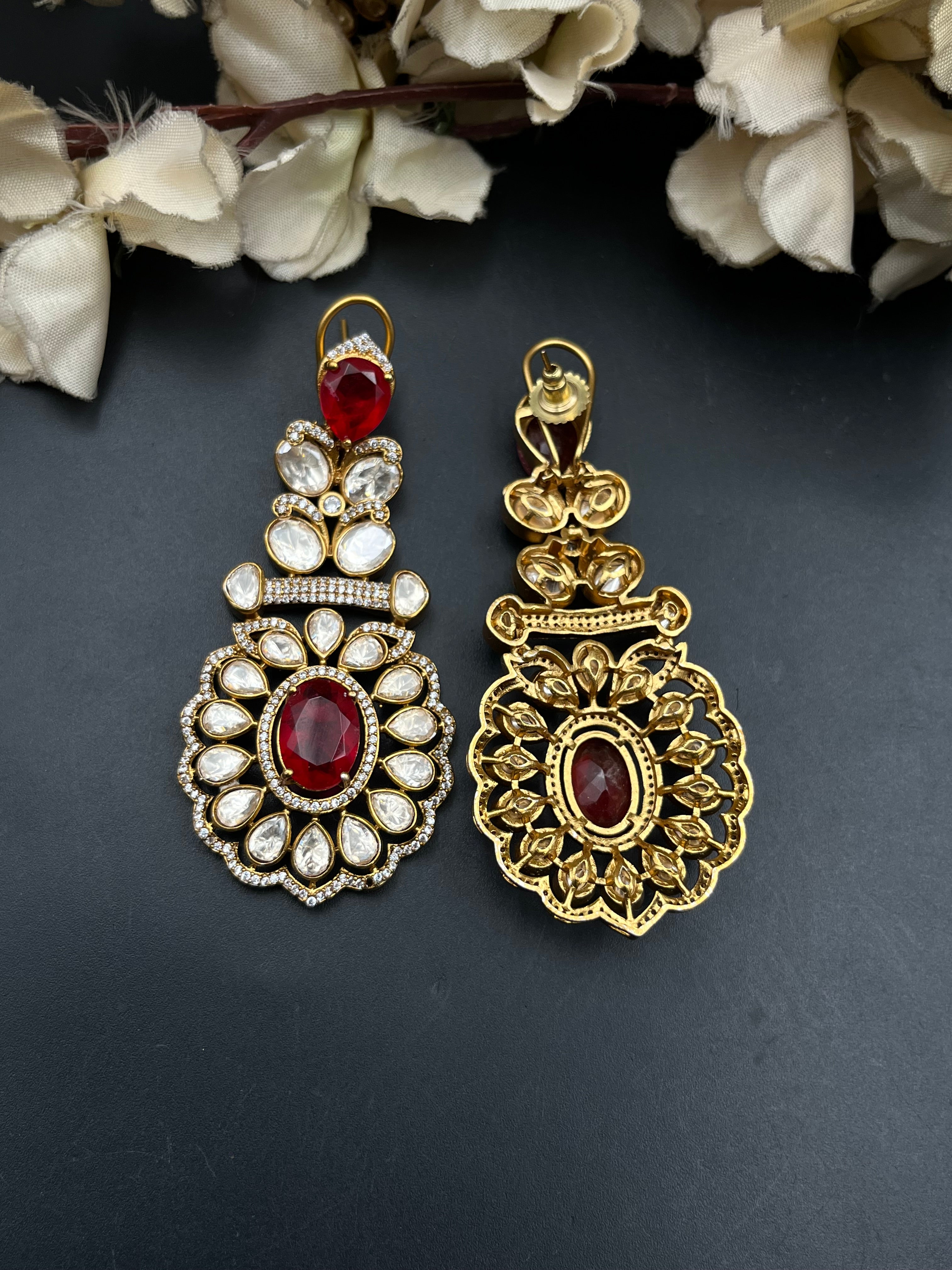PENU NECKLACE