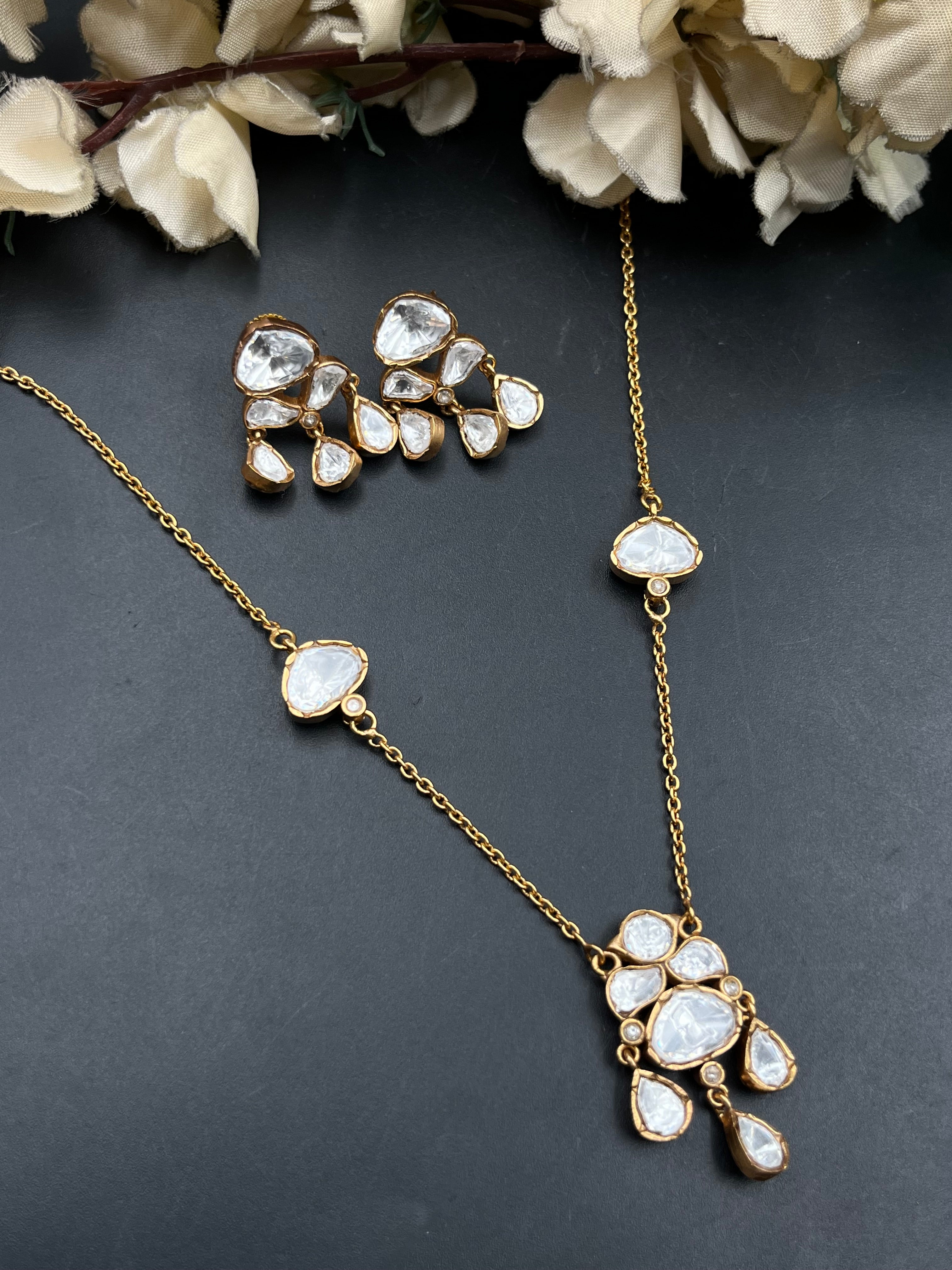 SOMIYA NECKLACE