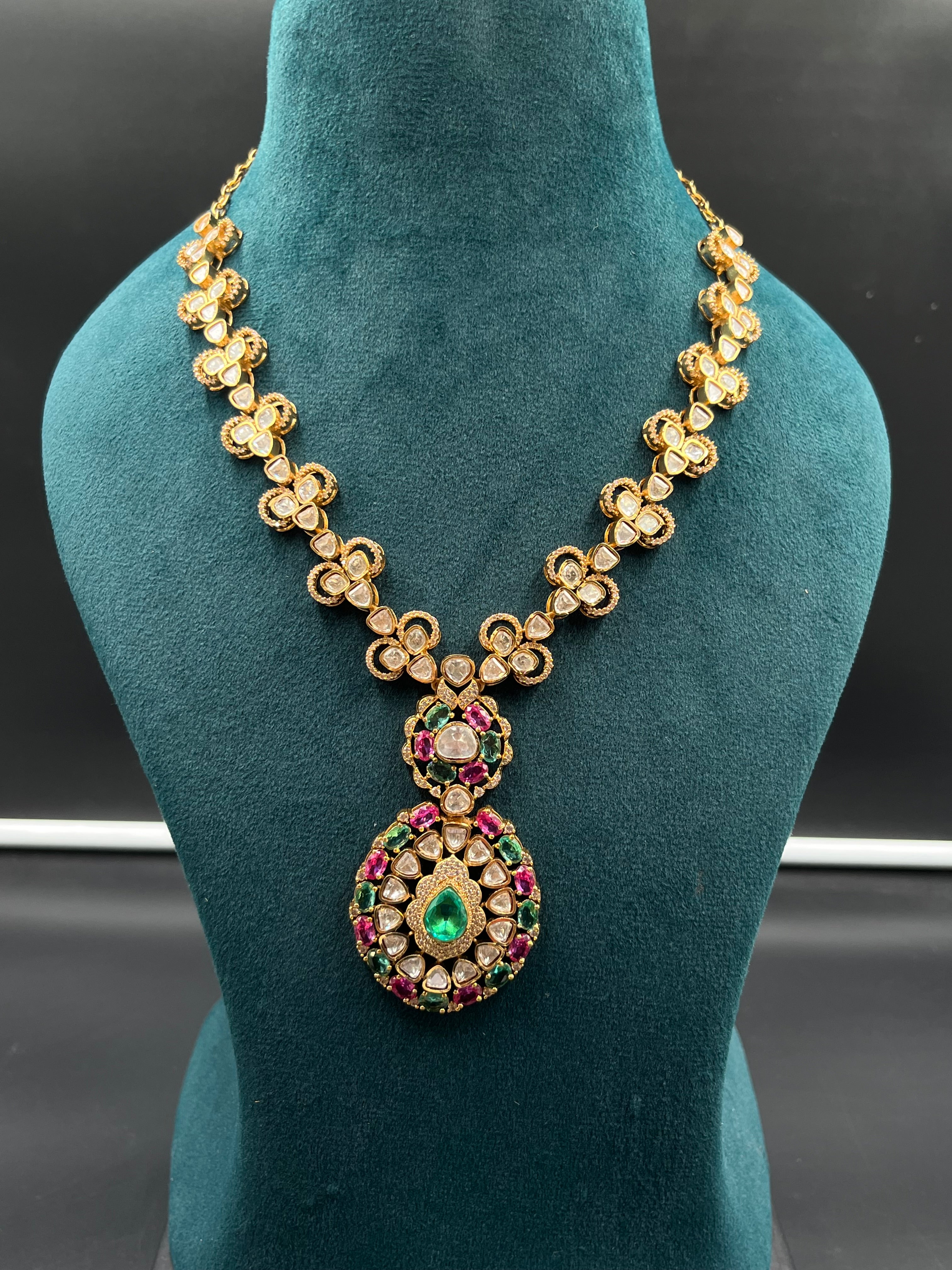 ARPITA NECKLACE