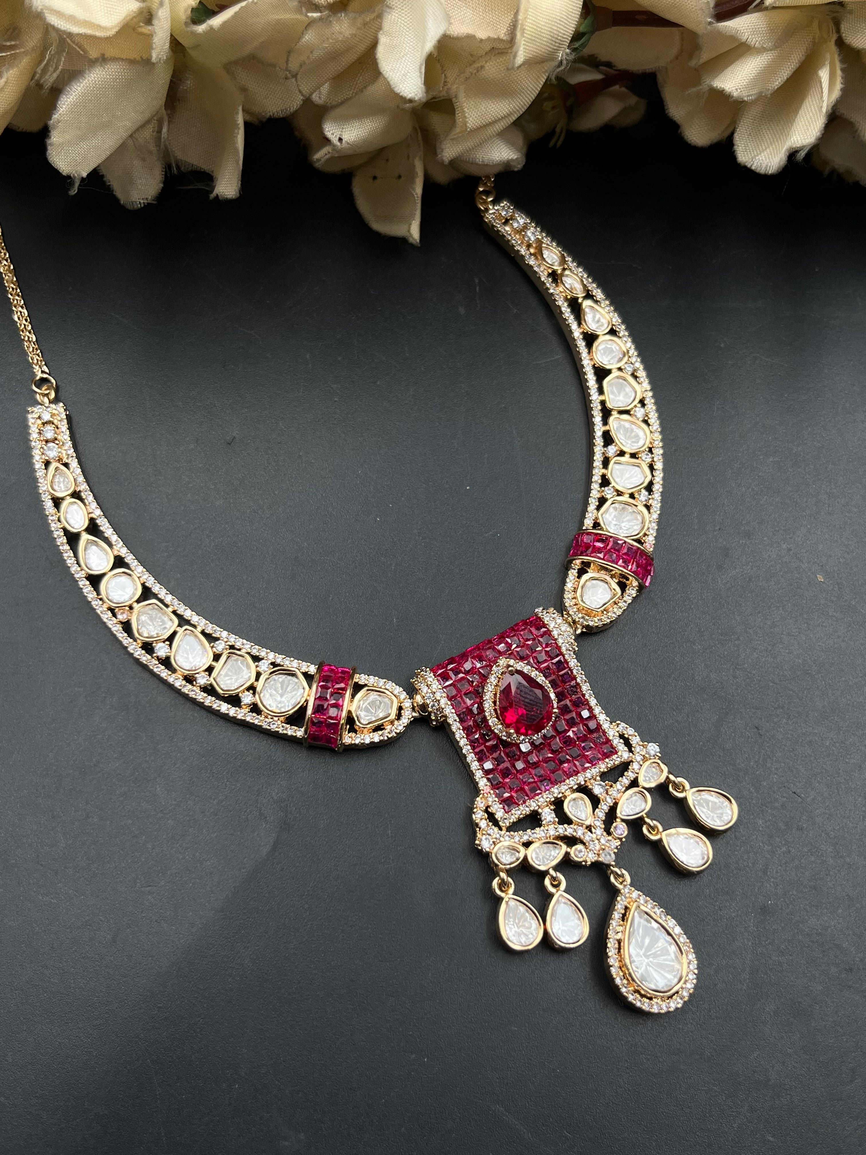 TIMA NECKLACE